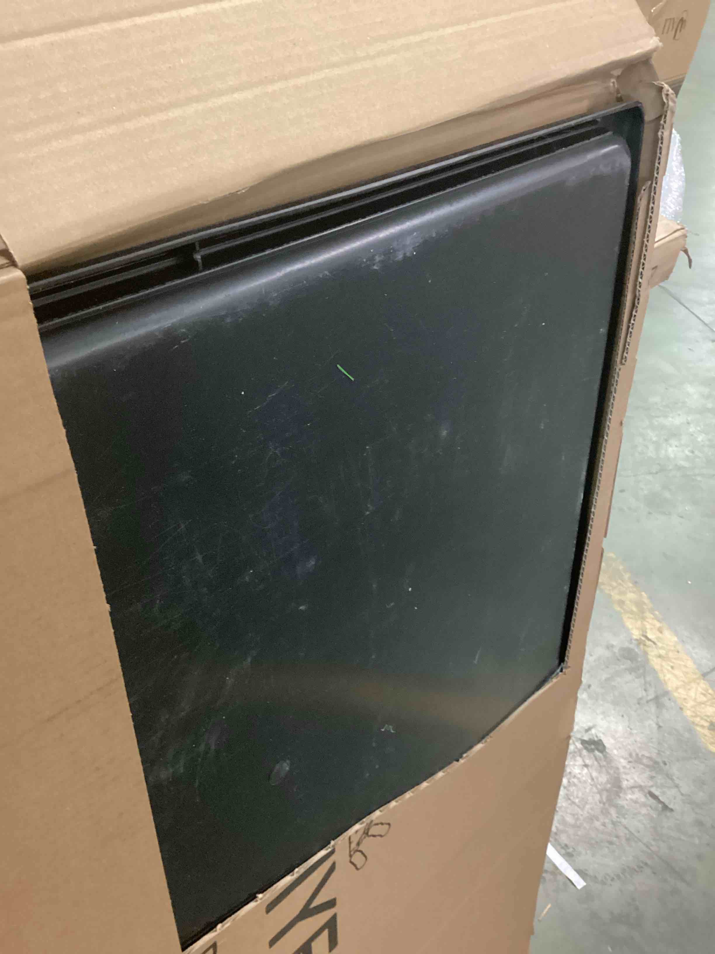 https://s3.amazonaws.com/lotting-images-prod/bidfta/GRN5844568_1704389174270.jpeg