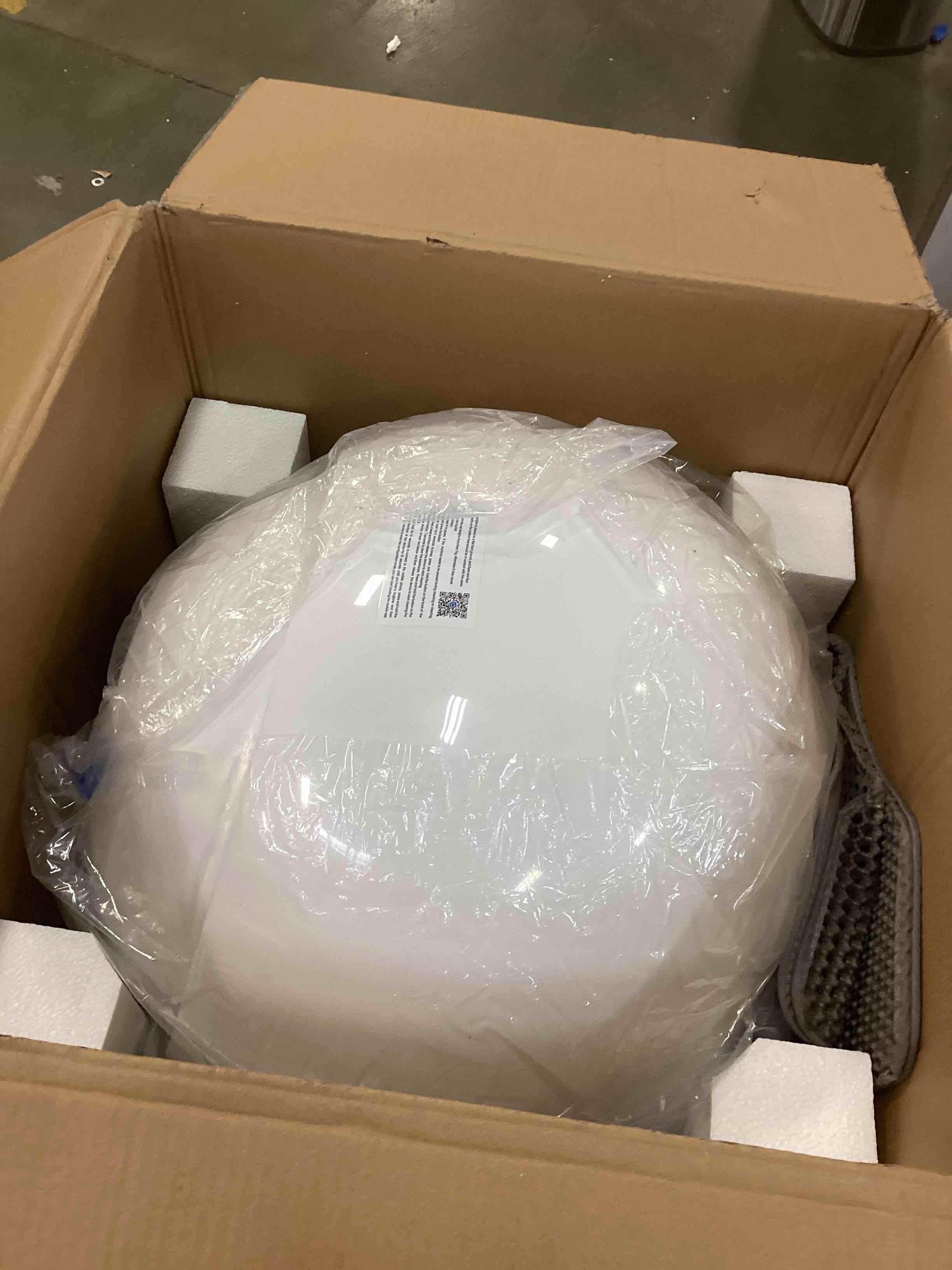 https://s3.amazonaws.com/lotting-images-prod/bidfta/GRN5844591_1704394211487.jpeg
