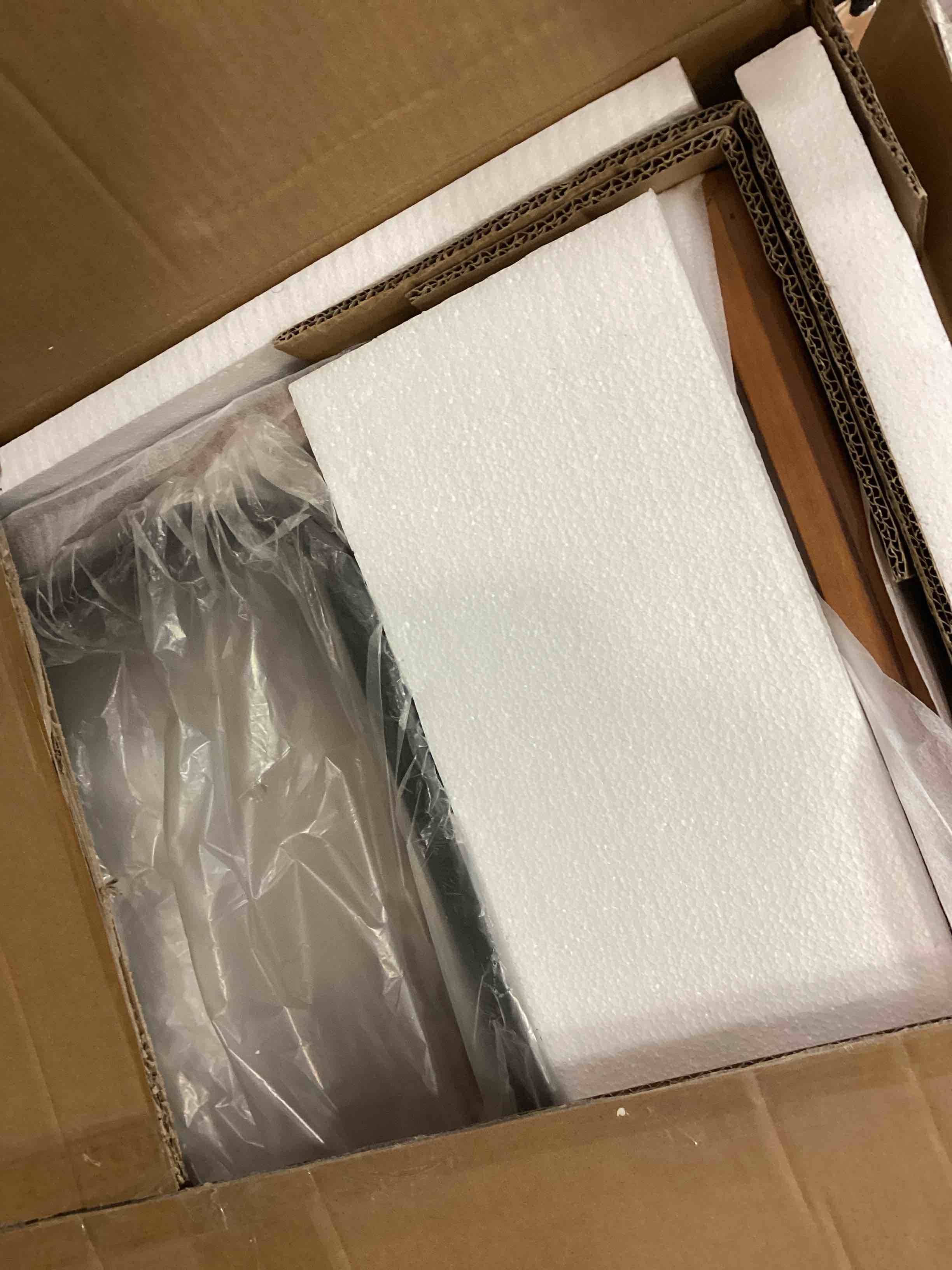 https://s3.amazonaws.com/lotting-images-prod/bidfta/GRN5844662_1704460319146.jpeg