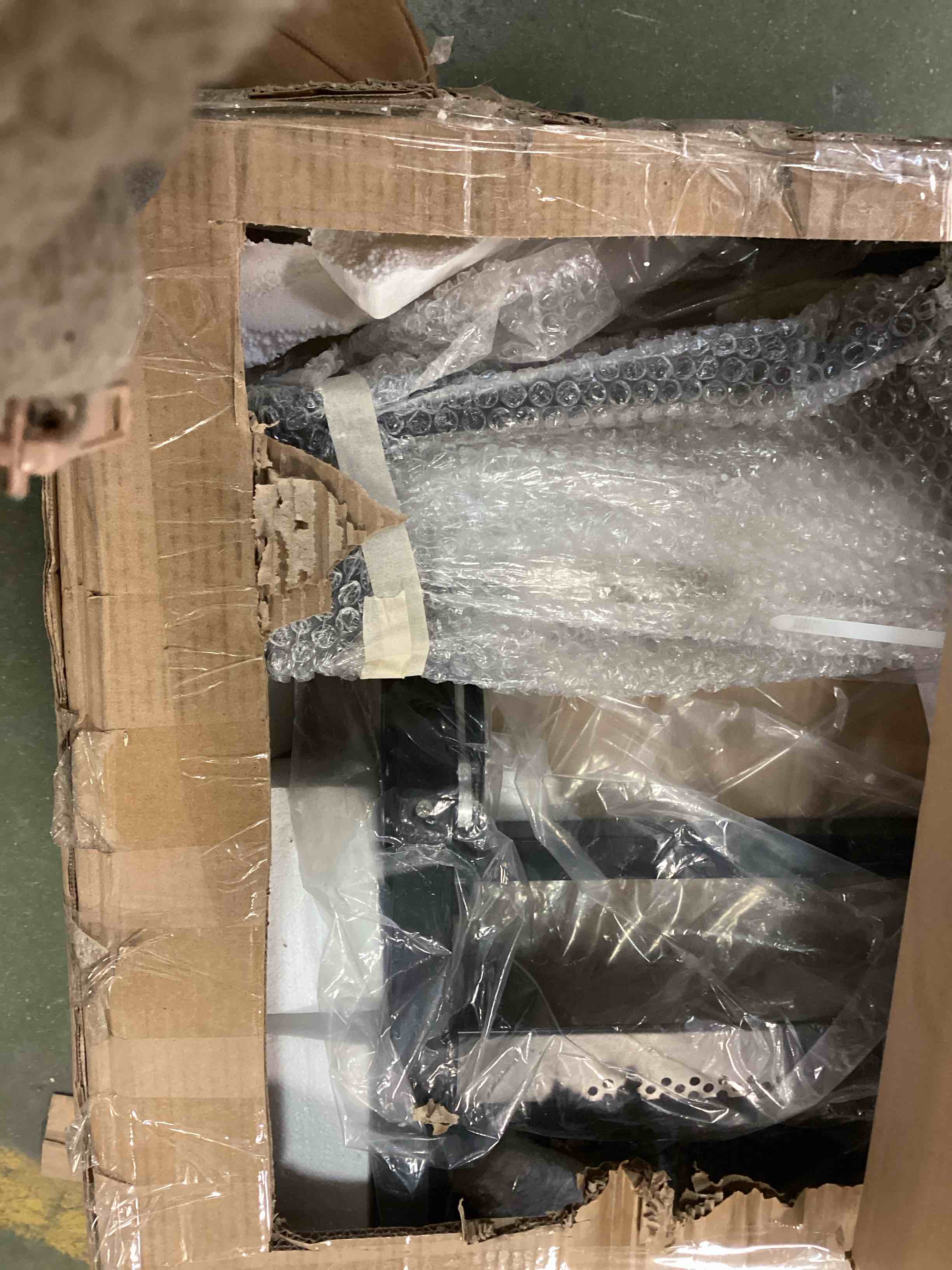 https://s3.amazonaws.com/lotting-images-prod/bidfta/GRN5845103_1704723599910.jpeg