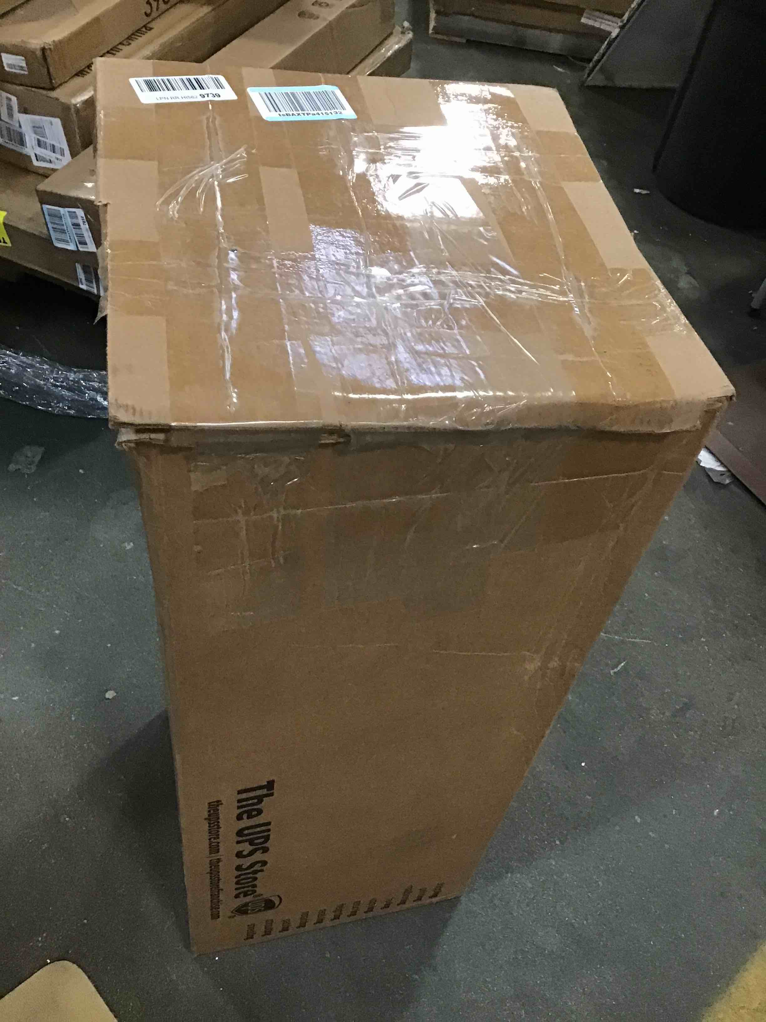 https://s3.amazonaws.com/lotting-images-prod/bidfta/GRN5845390_1704830172587.jpeg