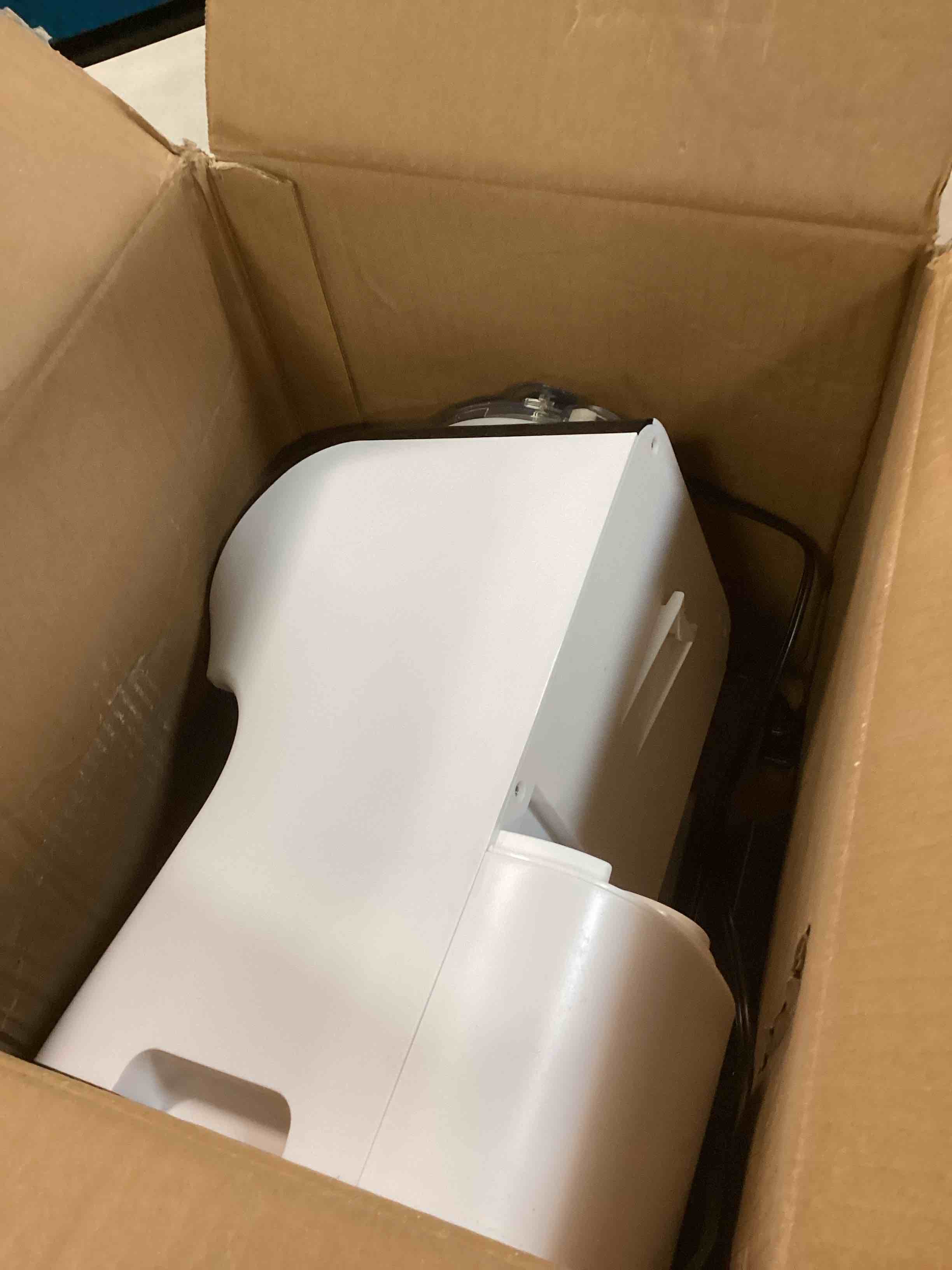 https://s3.amazonaws.com/lotting-images-prod/bidfta/GRN5845464_1704890733677.jpeg