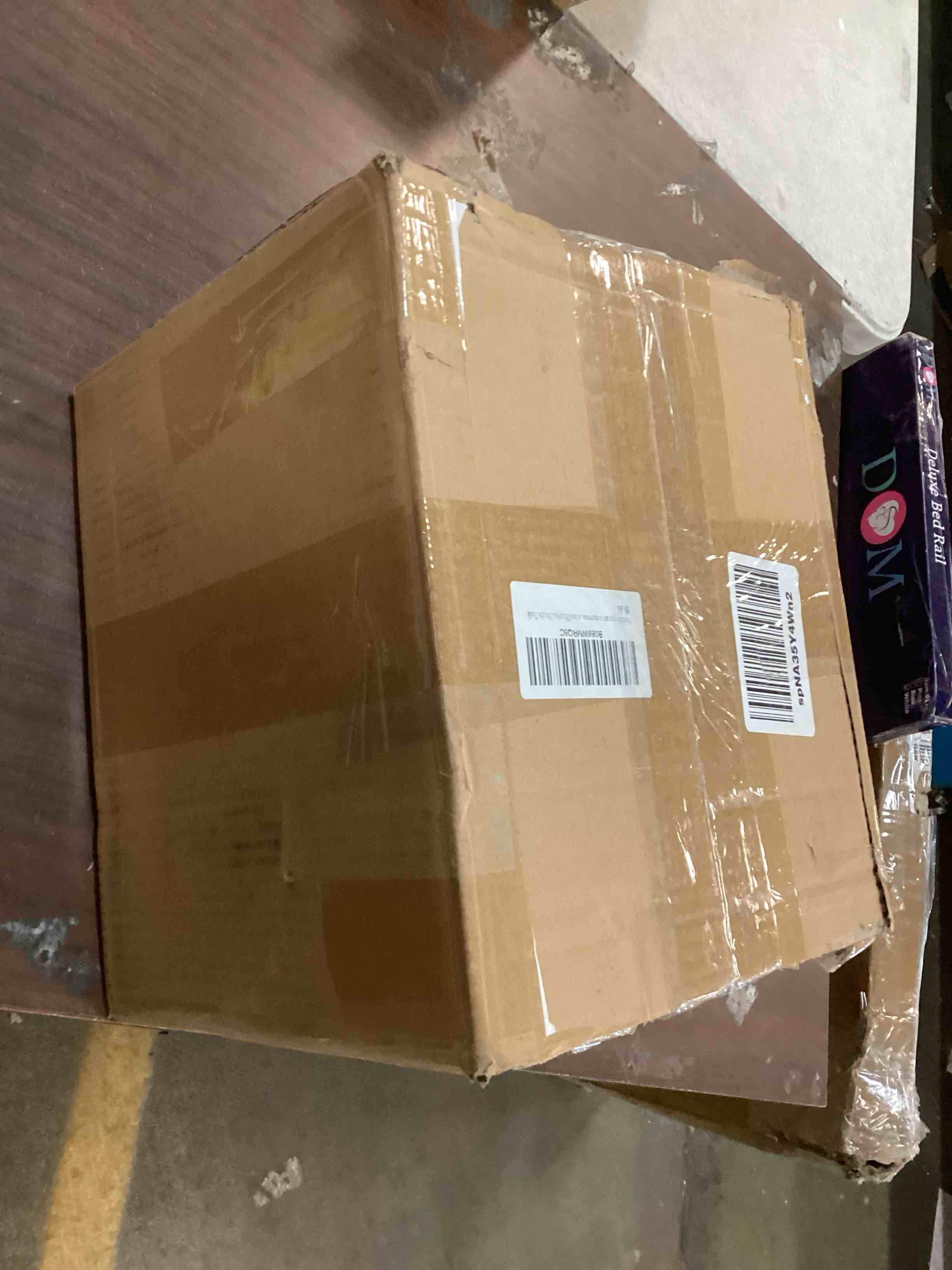 https://s3.amazonaws.com/lotting-images-prod/bidfta/GRN5845841_1704994007676.jpeg