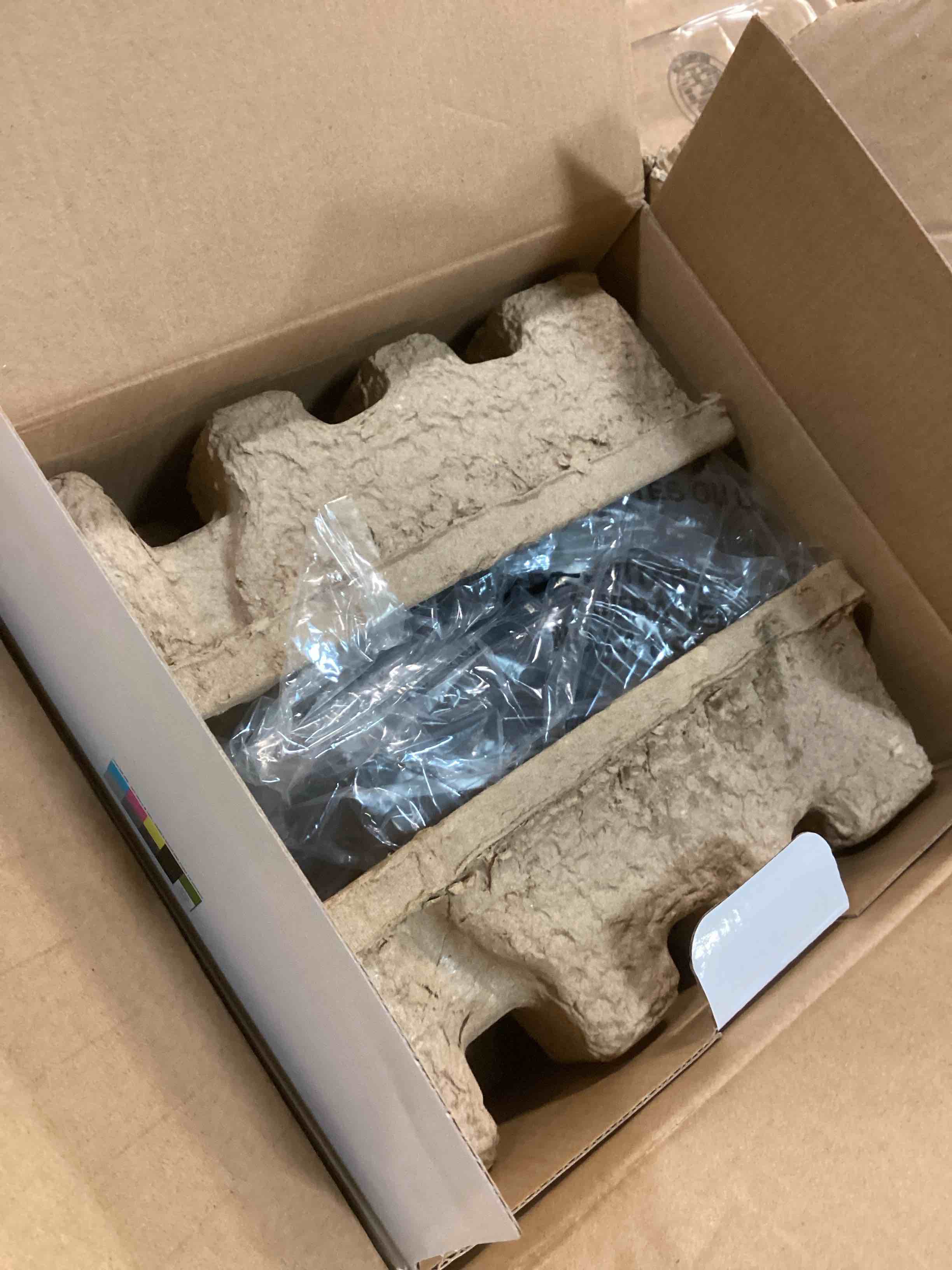 https://s3.amazonaws.com/lotting-images-prod/bidfta/GRN5845934_1705065264686.jpeg