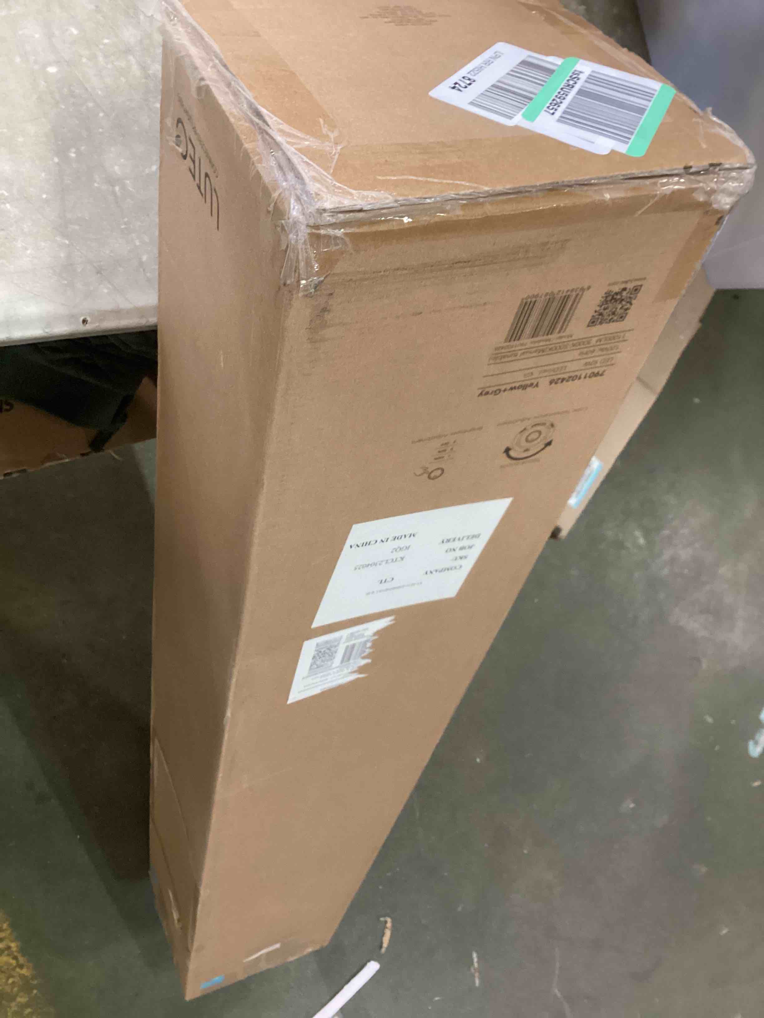 https://s3.amazonaws.com/lotting-images-prod/bidfta/GRN5846354_1704993854814.jpeg