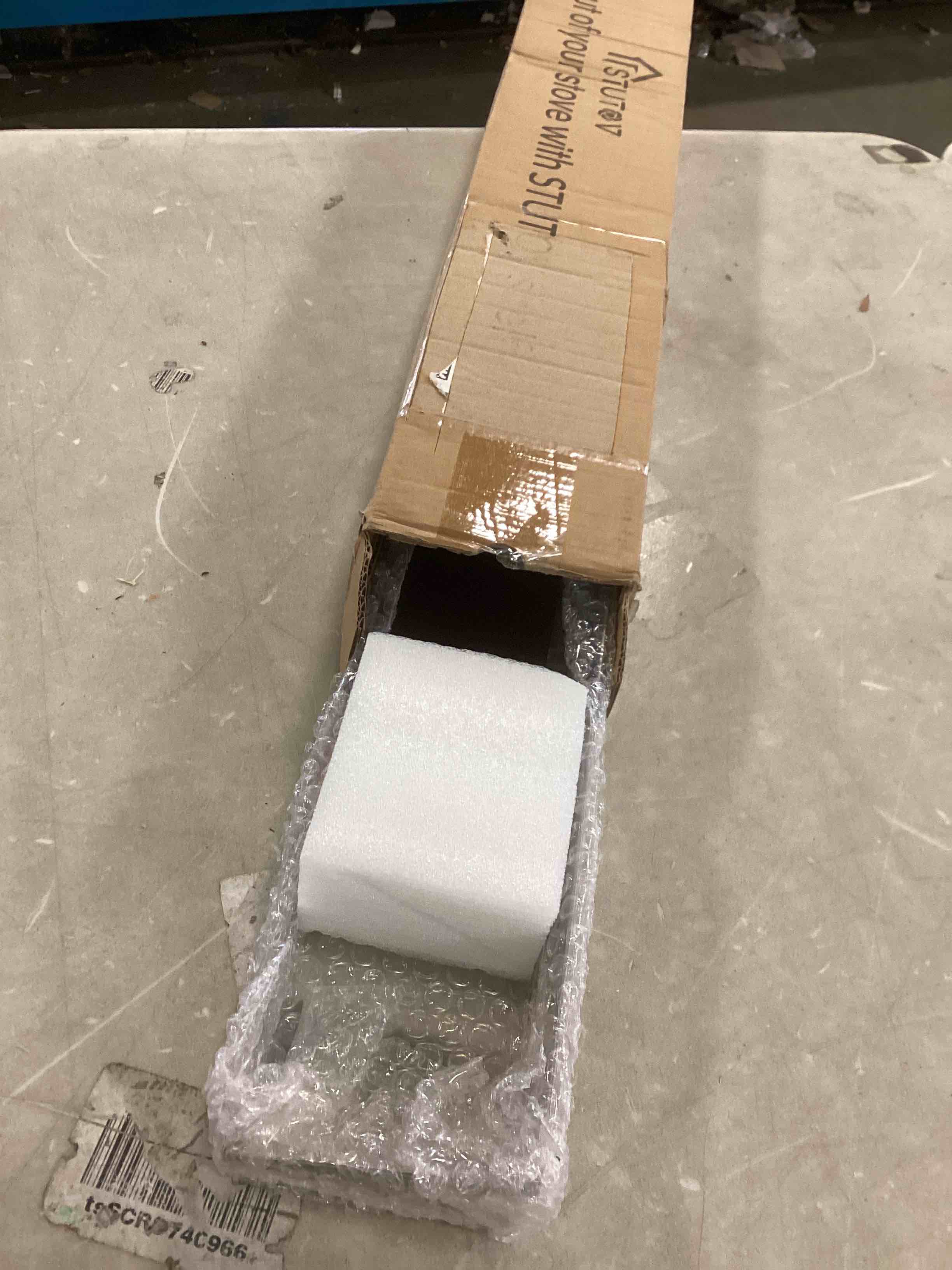 https://s3.amazonaws.com/lotting-images-prod/bidfta/GRN5846371_1704997574004.jpeg
