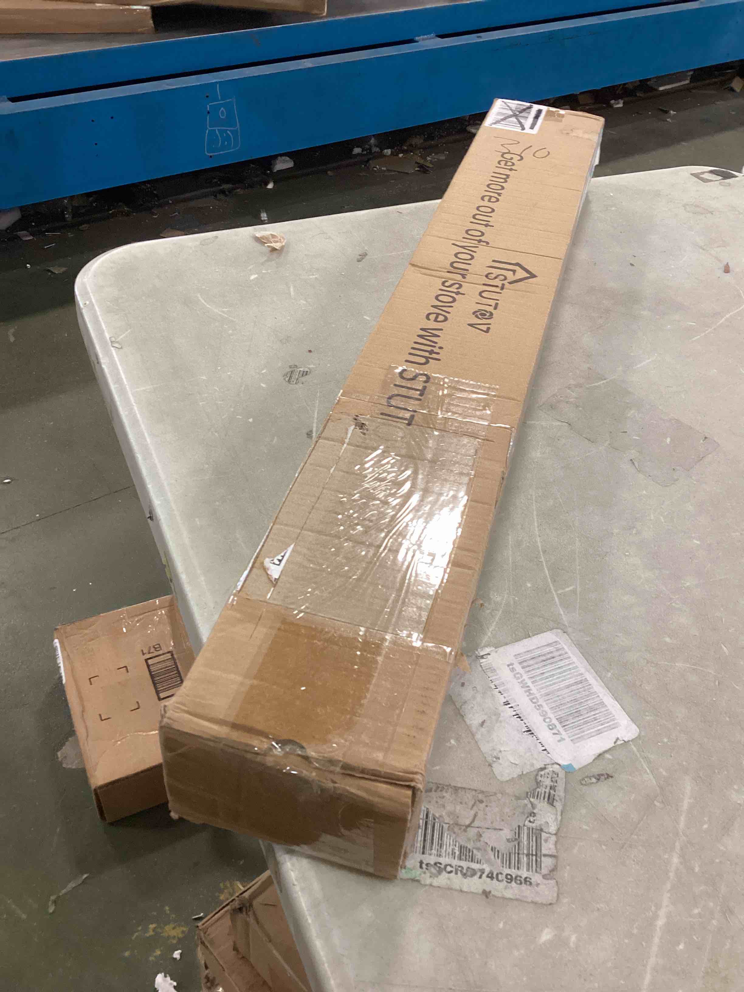 https://s3.amazonaws.com/lotting-images-prod/bidfta/GRN5846371_1704997603300.jpeg