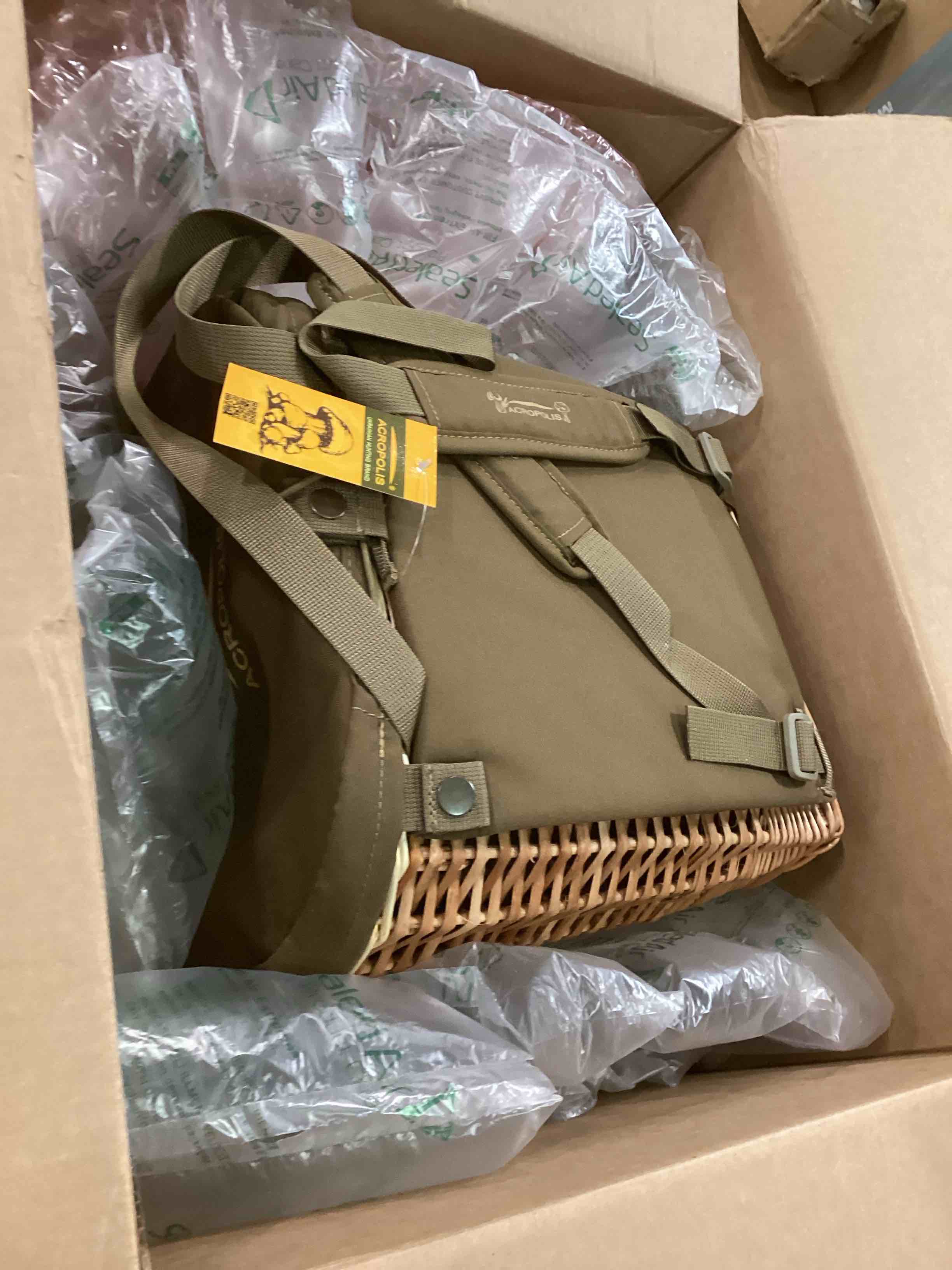 https://s3.amazonaws.com/lotting-images-prod/bidfta/GRN5846510_1705066883052.jpeg