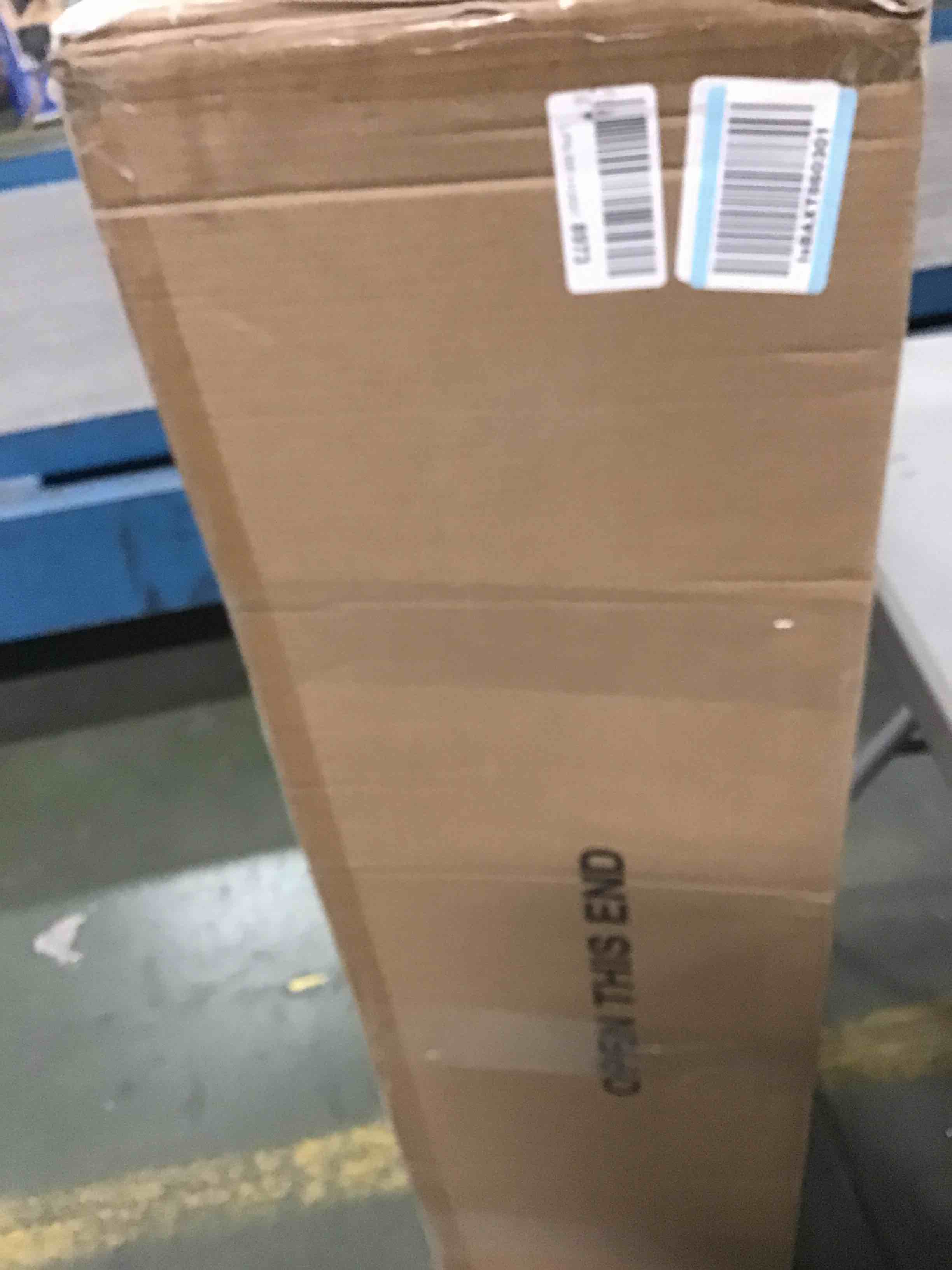 https://s3.amazonaws.com/lotting-images-prod/bidfta/GRN5847497_1704283938846.jpeg