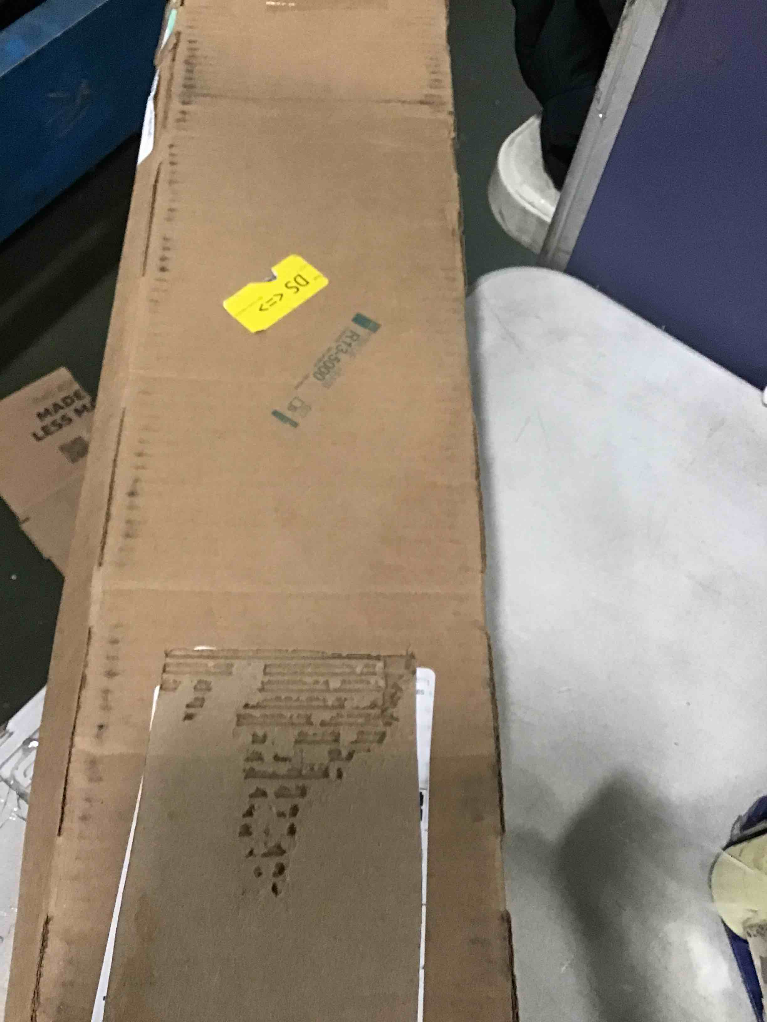 https://s3.amazonaws.com/lotting-images-prod/bidfta/GRN5848907_1704554359936.jpeg