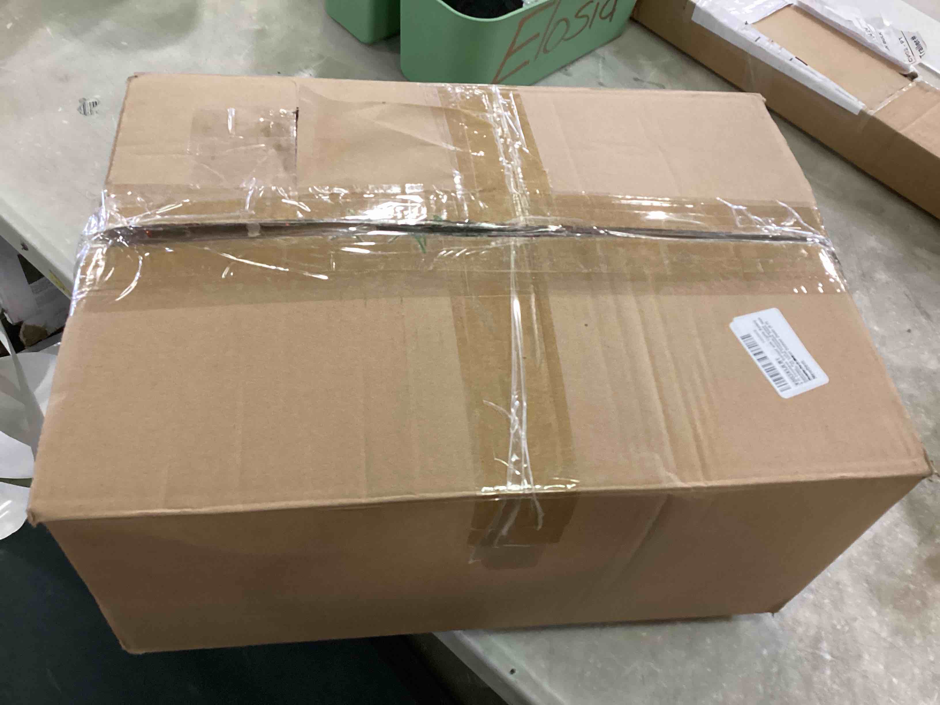 https://s3.amazonaws.com/lotting-images-prod/bidfta/GRN5849304_1704474255377.jpeg