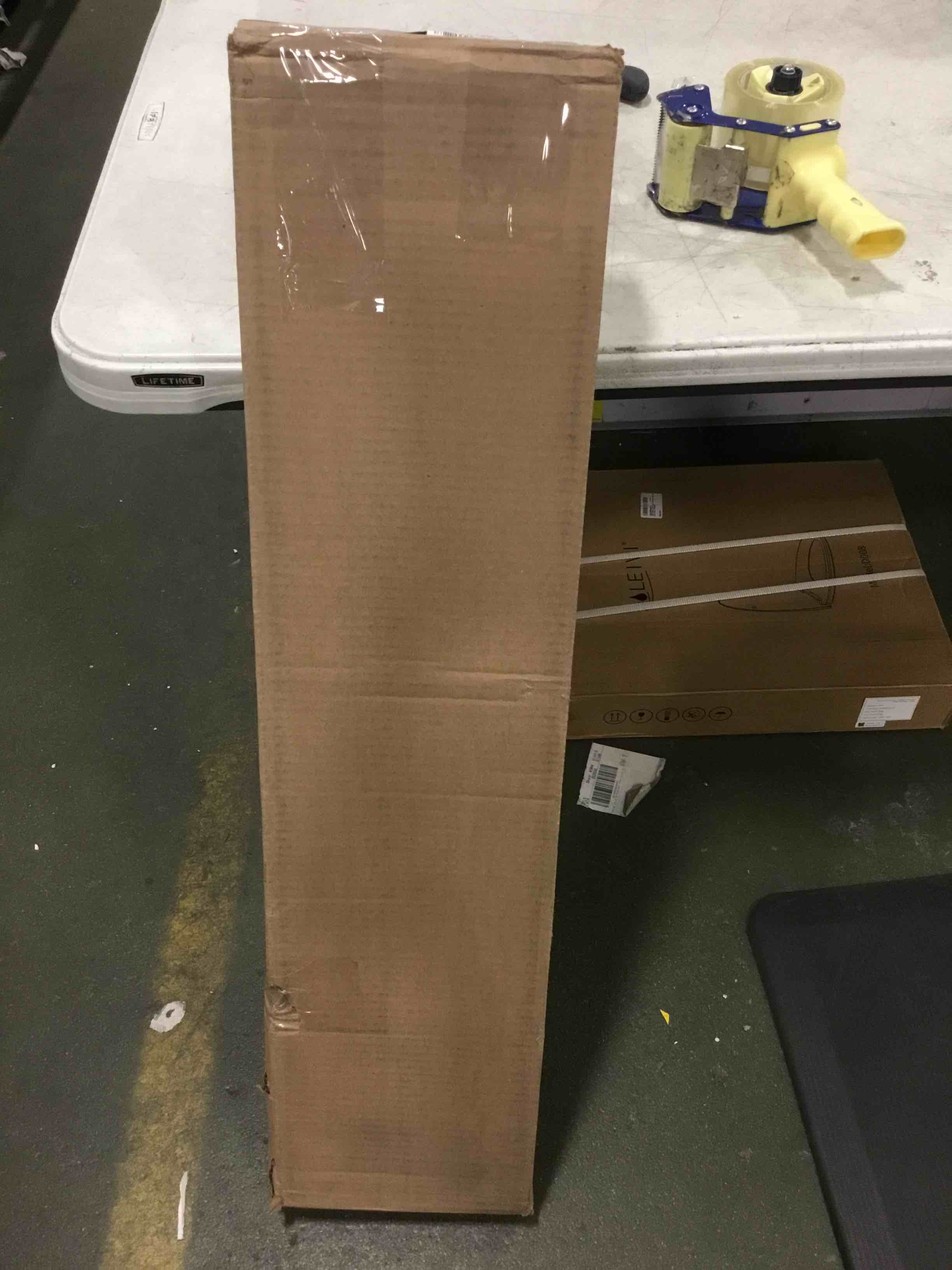 https://s3.amazonaws.com/lotting-images-prod/bidfta/GRN5849390_1704548575636.jpeg