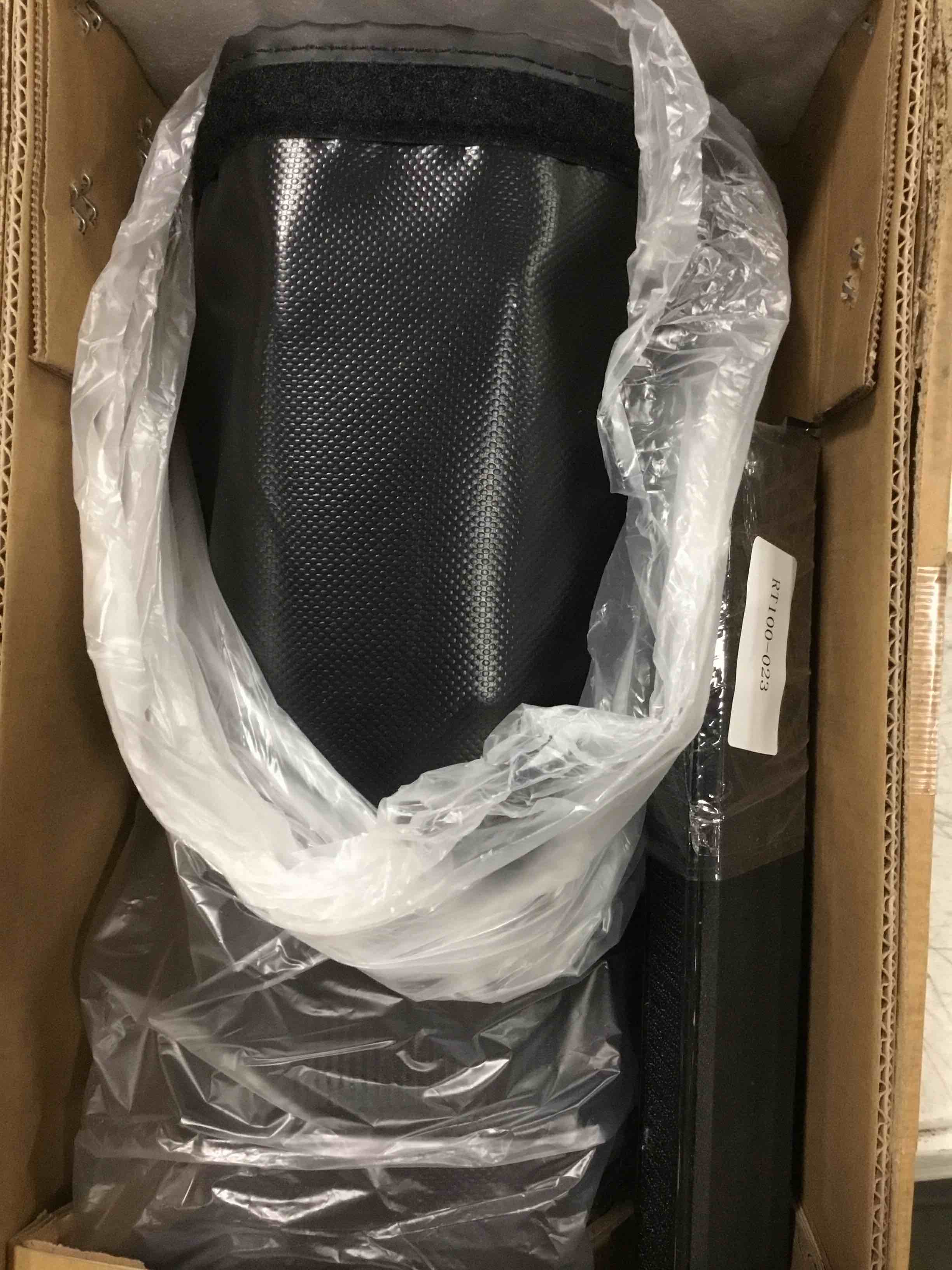https://s3.amazonaws.com/lotting-images-prod/bidfta/GRN5849405_1704547599853.jpeg