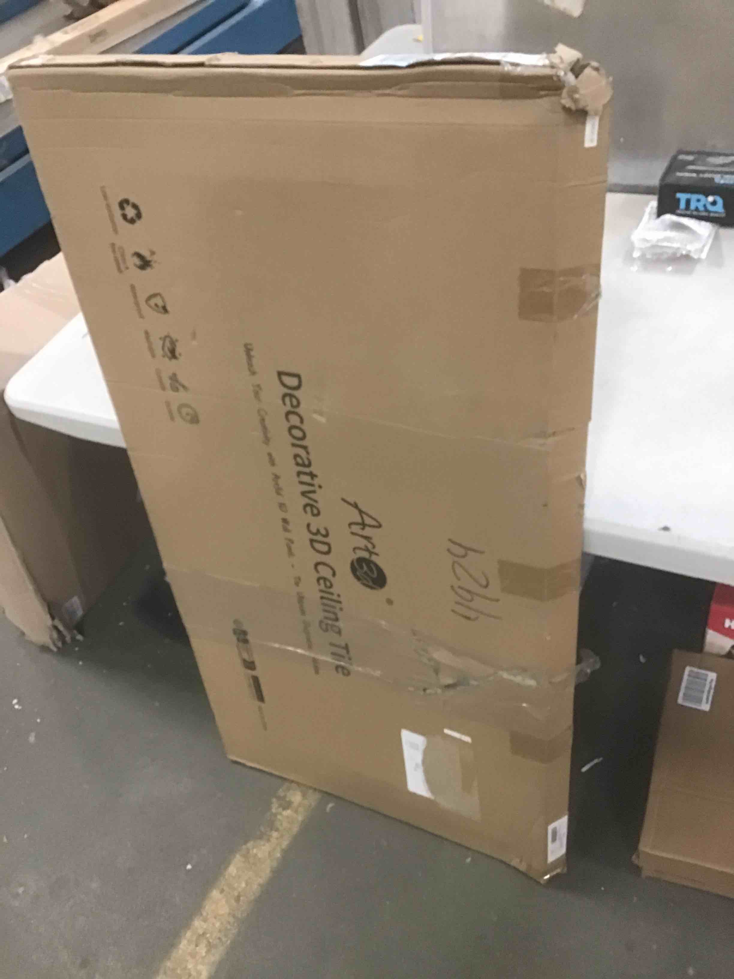 https://s3.amazonaws.com/lotting-images-prod/bidfta/GRN5850455_1704220993495.jpeg