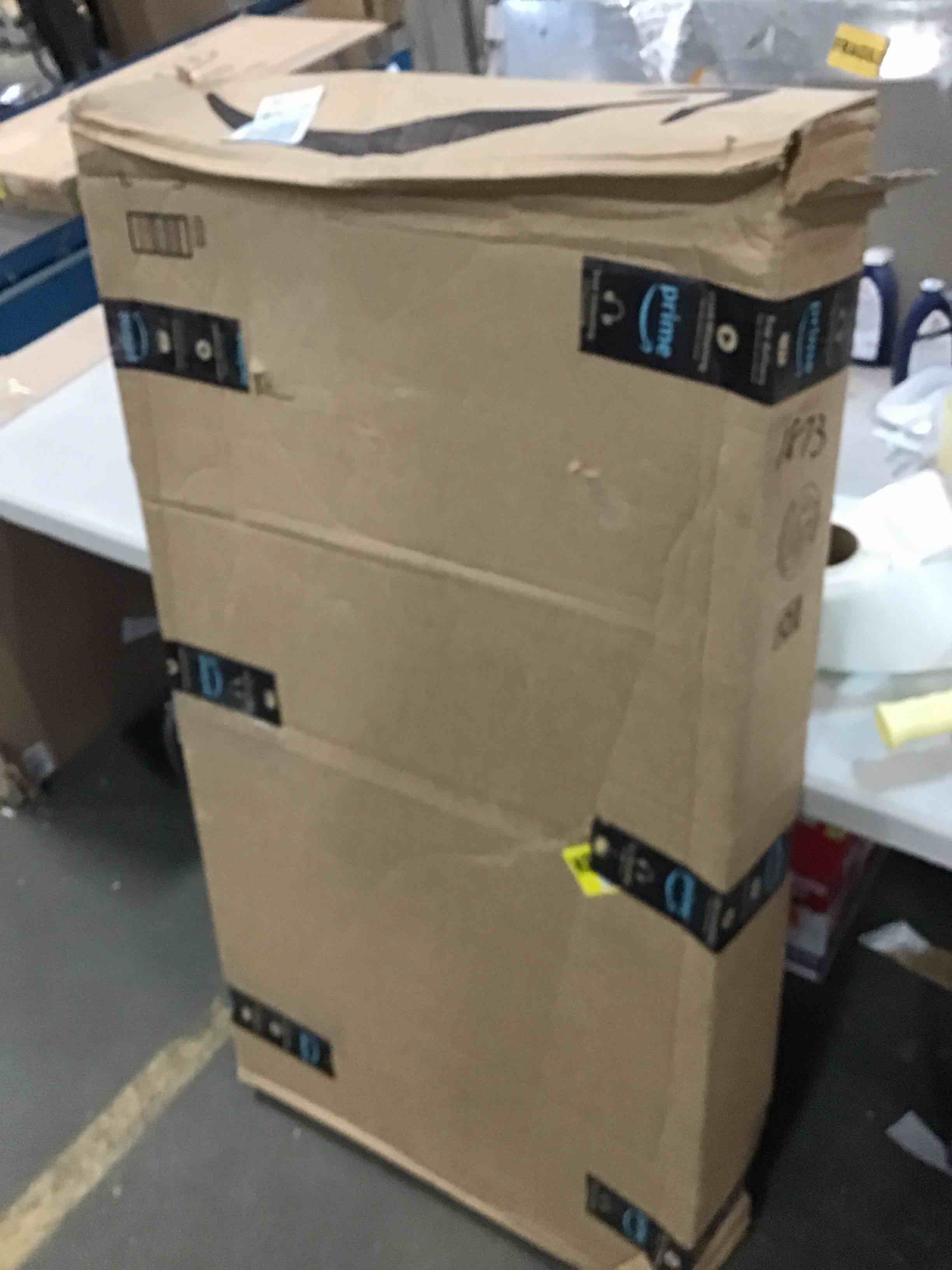 https://s3.amazonaws.com/lotting-images-prod/bidfta/GRN5850531_1704229074558.jpeg