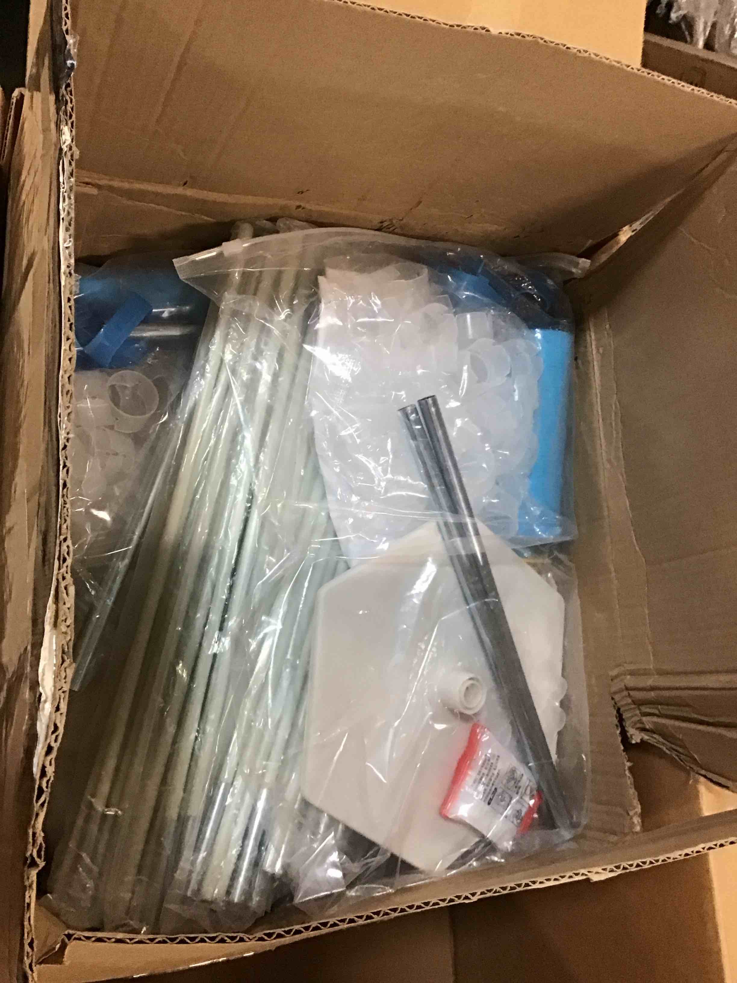 https://s3.amazonaws.com/lotting-images-prod/bidfta/GRN5850606_1704289922400.jpeg