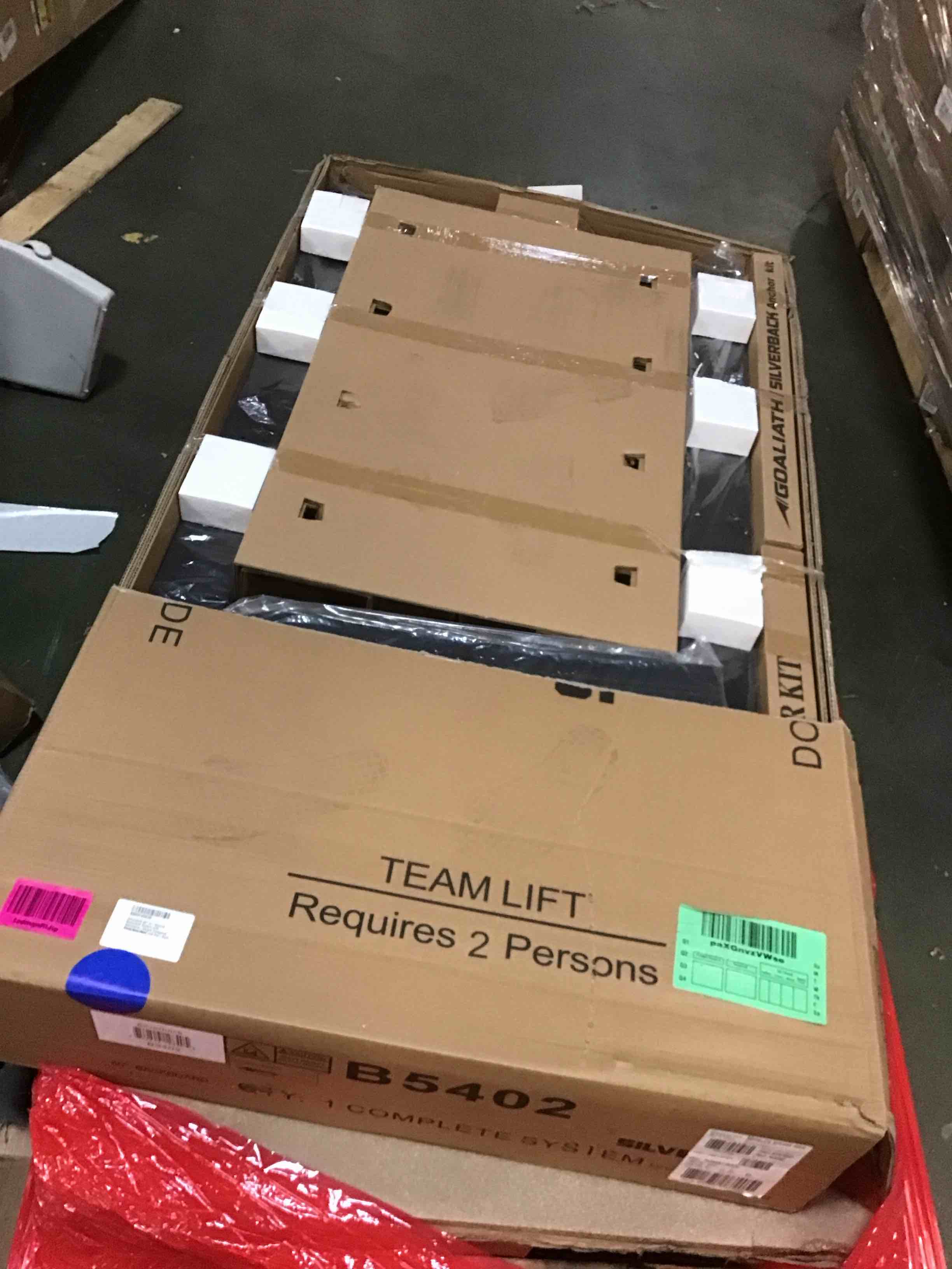 https://s3.amazonaws.com/lotting-images-prod/bidfta/GRN5851006_1704384897986.jpeg