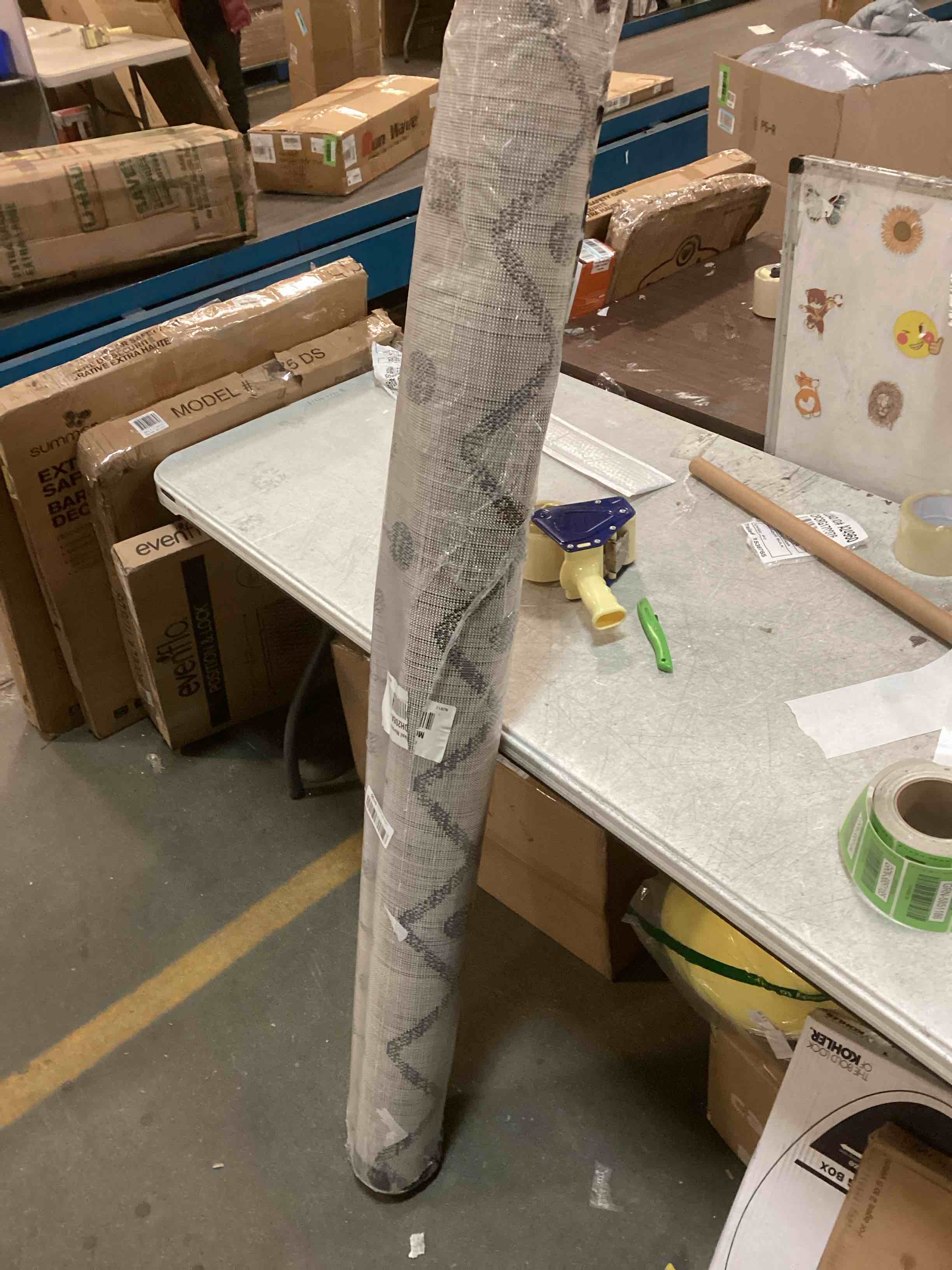 https://s3.amazonaws.com/lotting-images-prod/bidfta/GRN5851184_1704457984250.jpeg