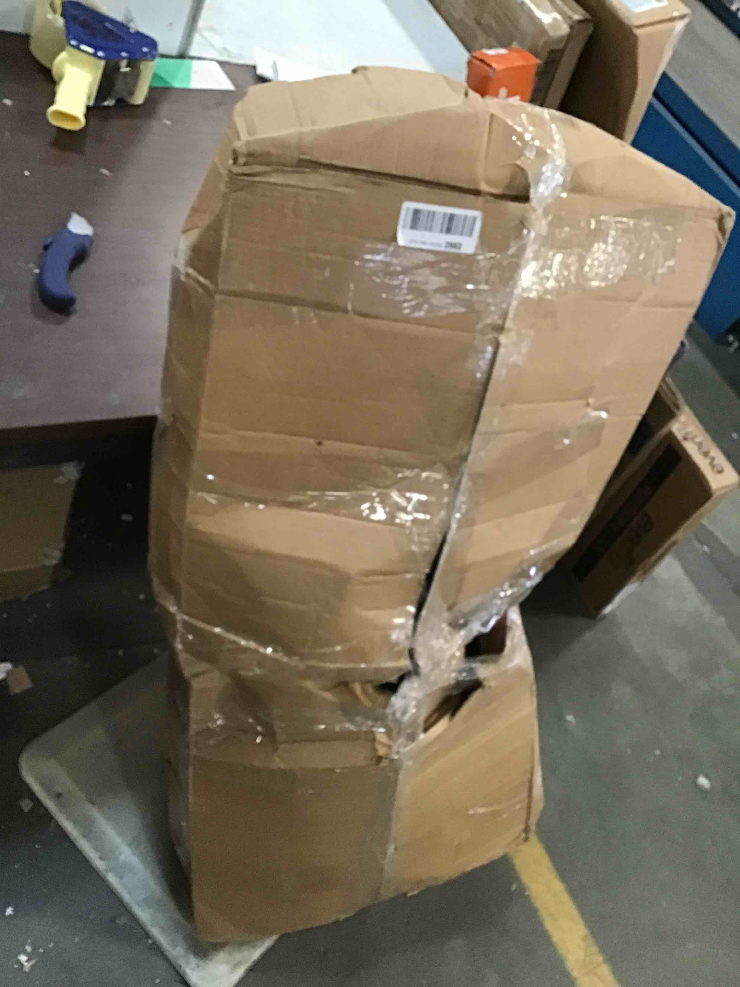 https://s3.amazonaws.com/lotting-images-prod/bidfta/GRN5851520_1704729124365.jpeg