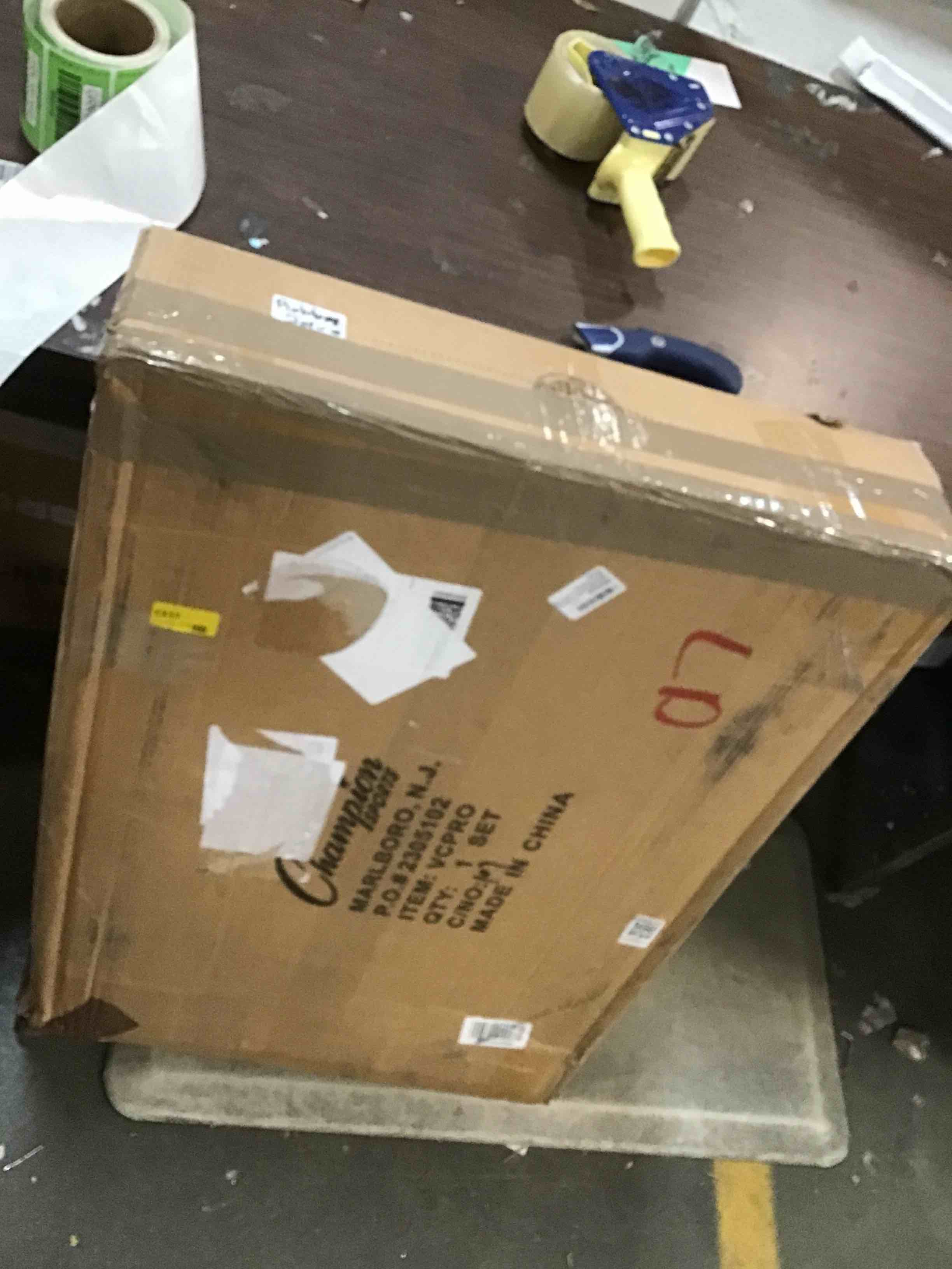 https://s3.amazonaws.com/lotting-images-prod/bidfta/GRN5851645_1704743092641.jpeg