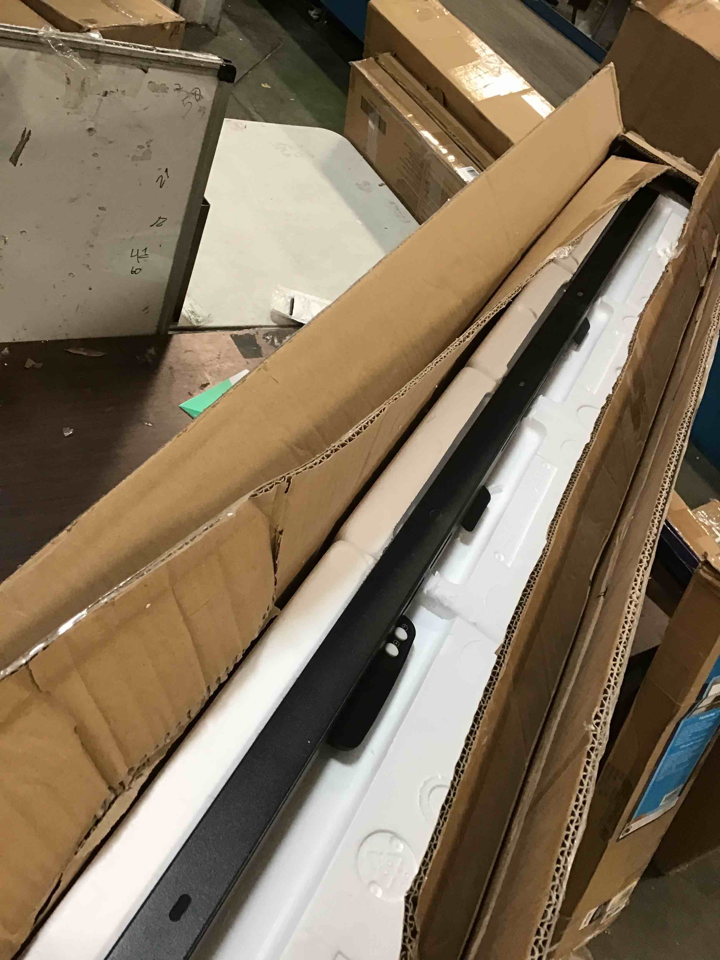 https://s3.amazonaws.com/lotting-images-prod/bidfta/GRN5851661_1704746516661.jpeg