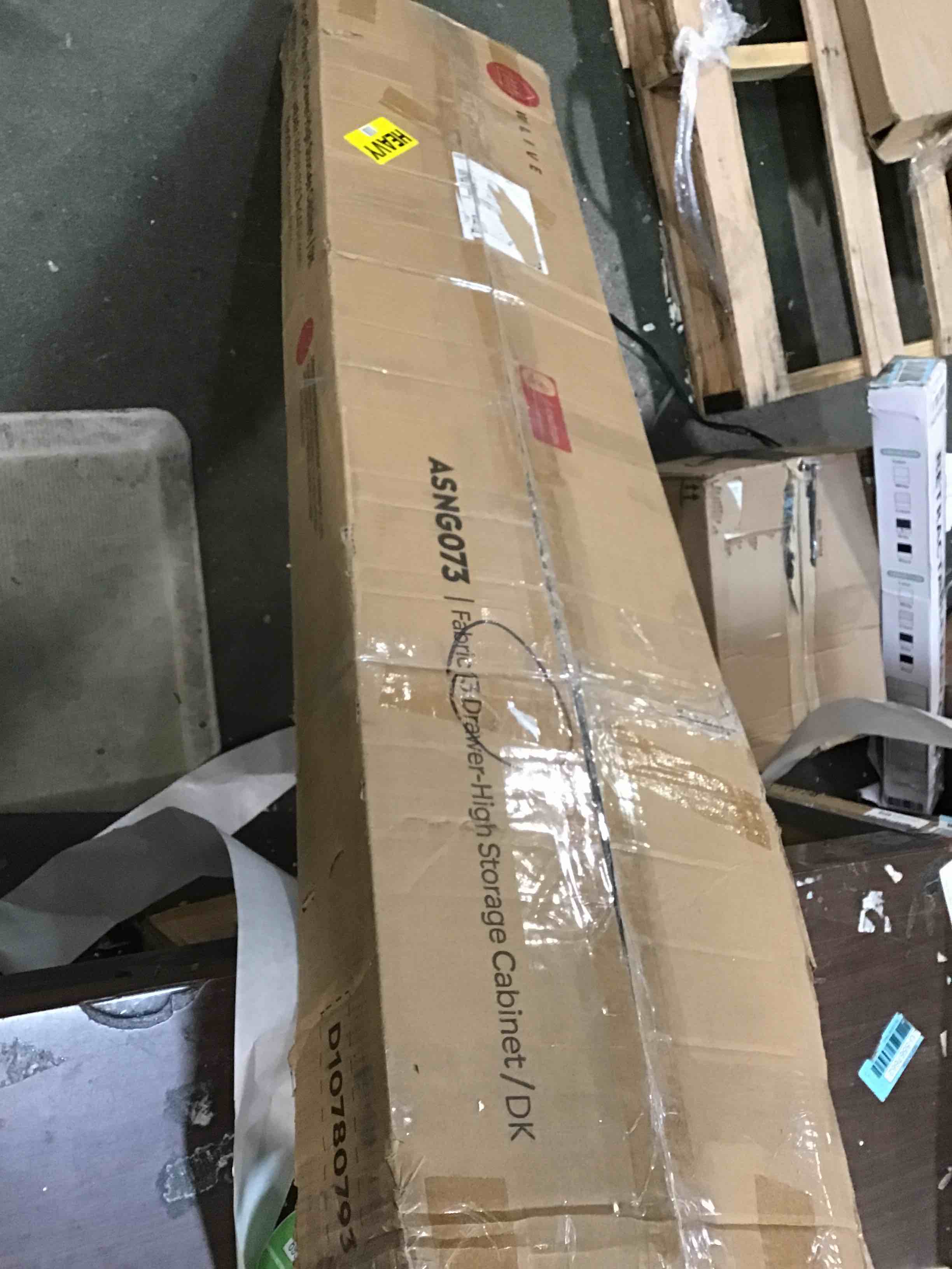 https://s3.amazonaws.com/lotting-images-prod/bidfta/GRN5851664_1704746846755.jpeg