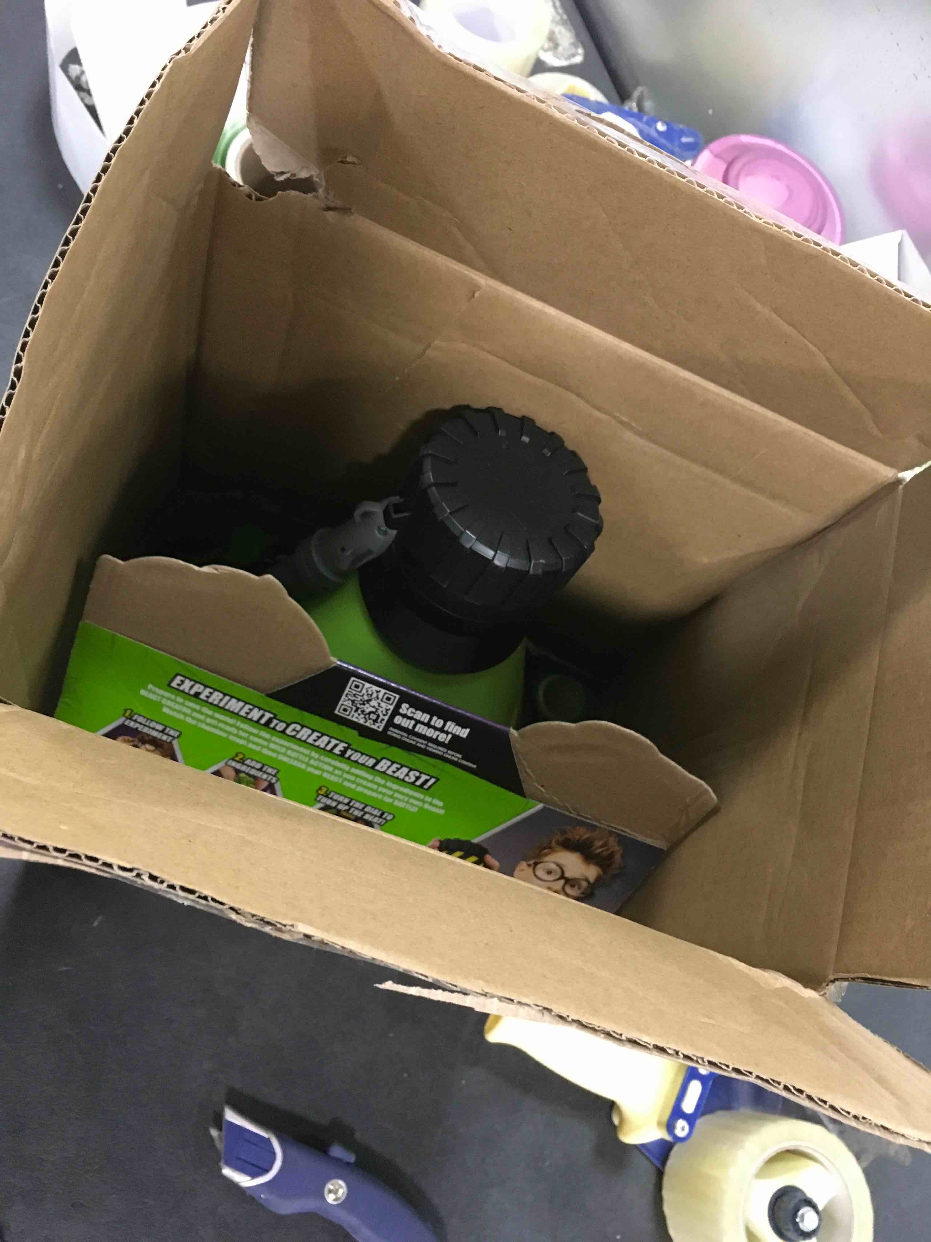 https://s3.amazonaws.com/lotting-images-prod/bidfta/GRN5851711_1704891549150.jpeg