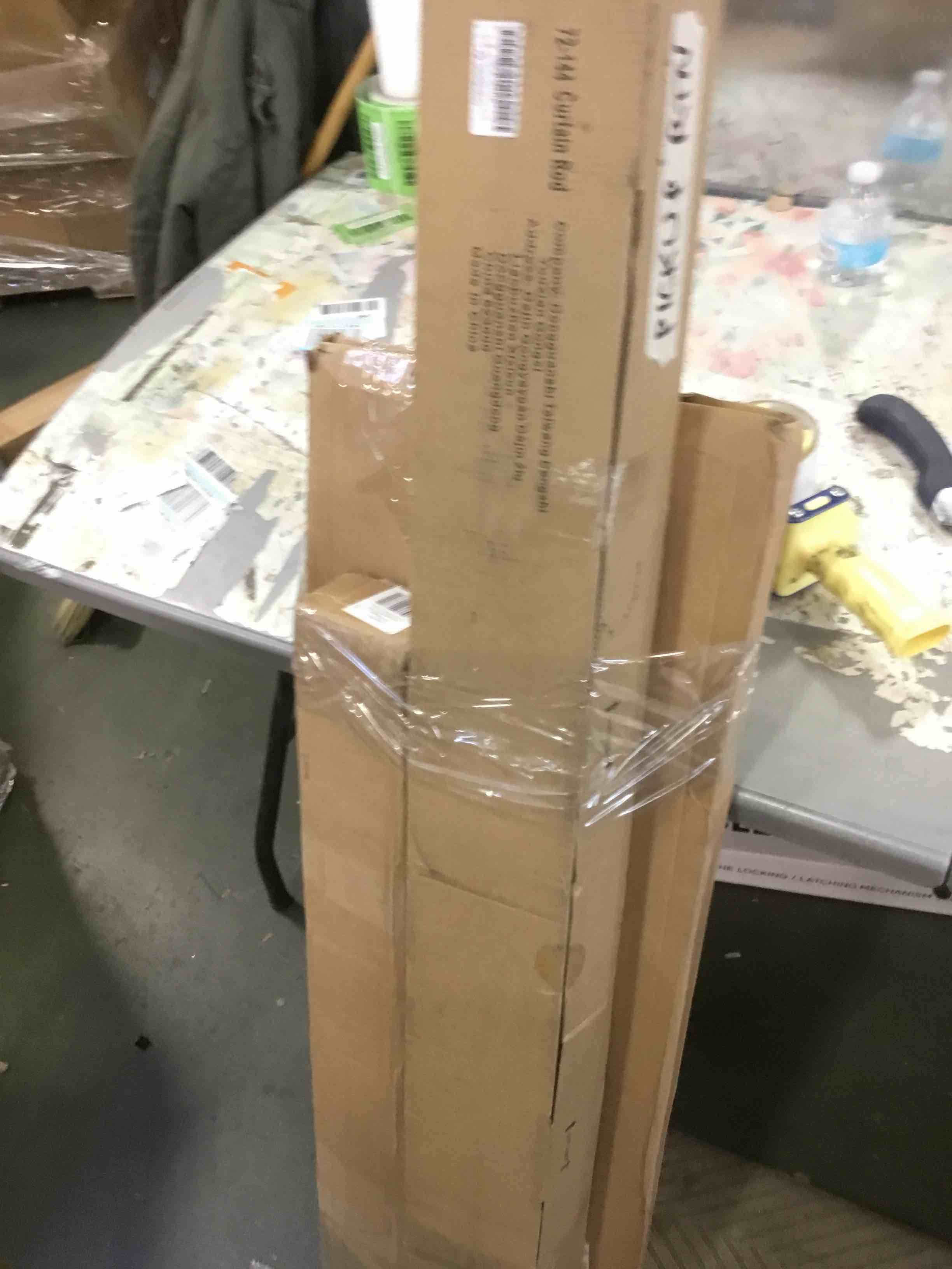 https://s3.amazonaws.com/lotting-images-prod/bidfta/GRN5855180_1704397149094.jpeg