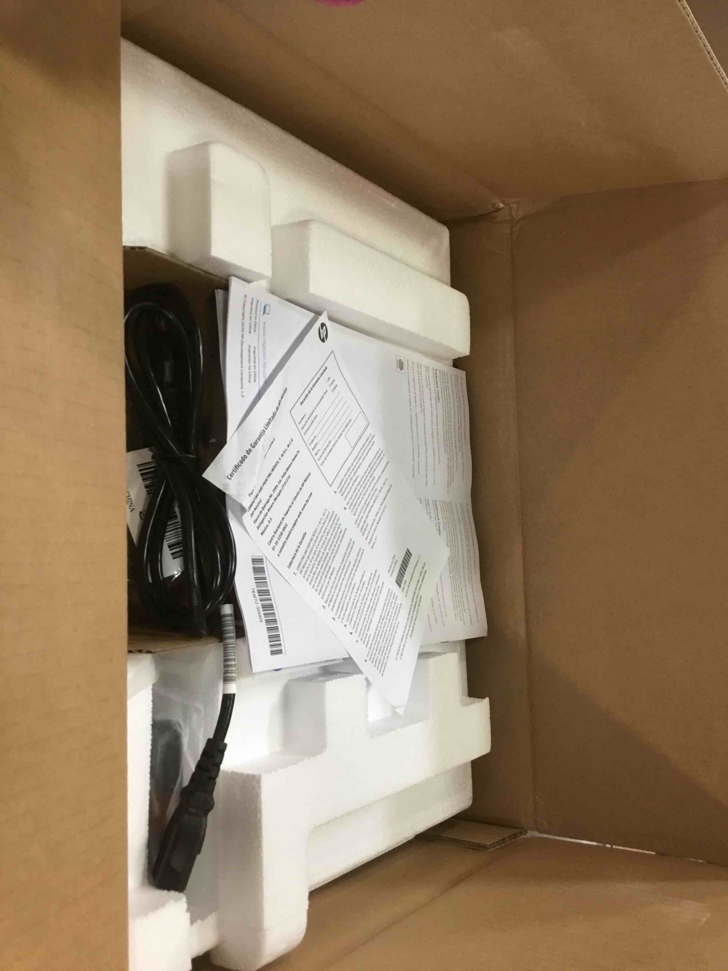 https://s3.amazonaws.com/lotting-images-prod/bidfta/GRN5855704_1705336063848.jpeg