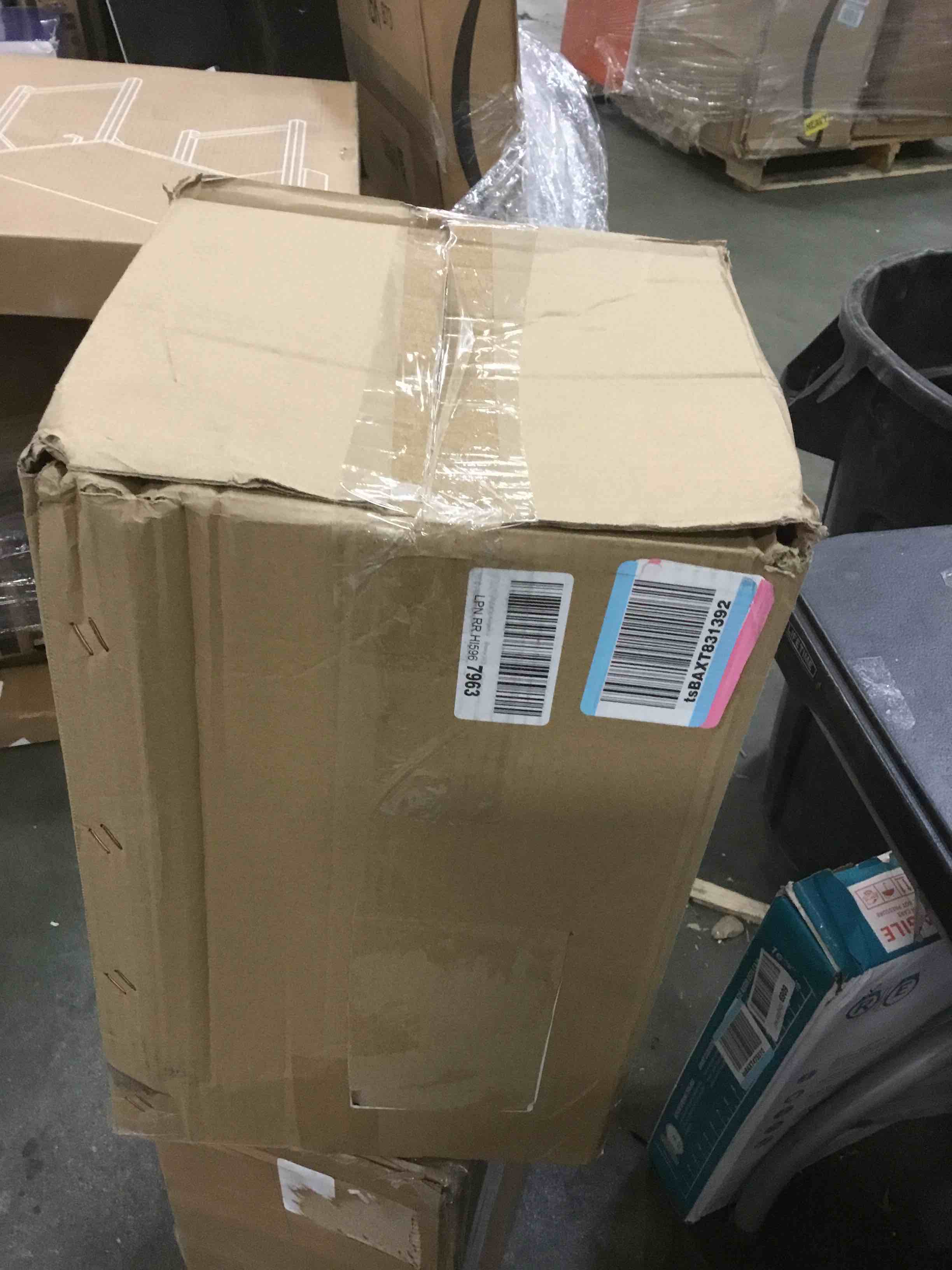 https://s3.amazonaws.com/lotting-images-prod/bidfta/GRN5855789_1705346900844.jpeg