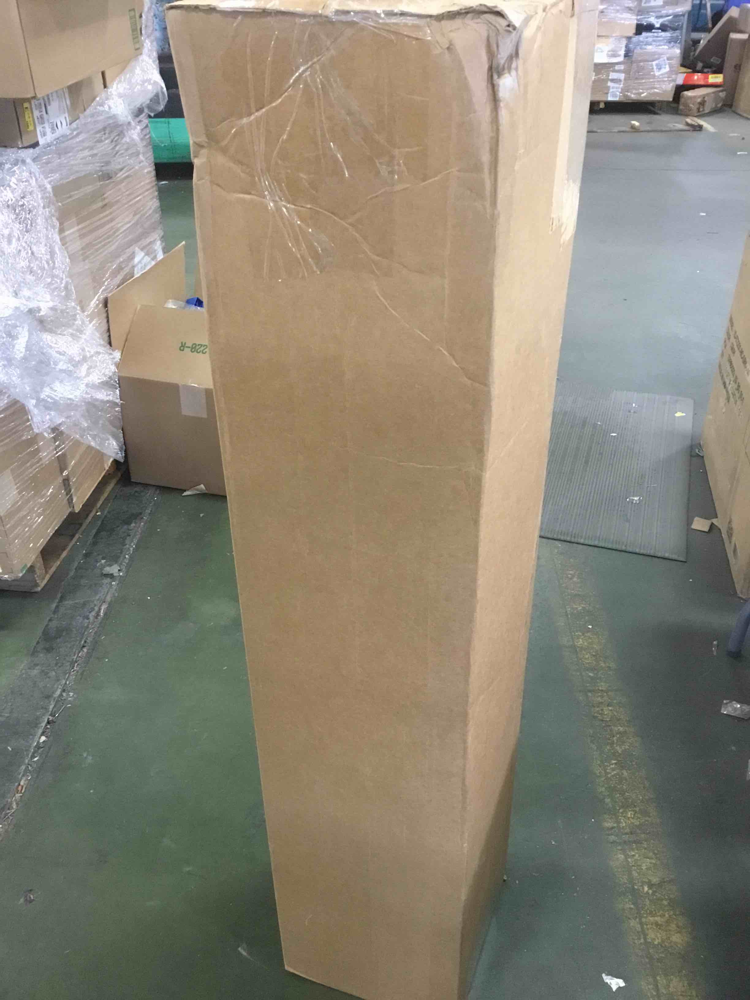 https://s3.amazonaws.com/lotting-images-prod/bidfta/GRN5856012_1705433903212.jpeg
