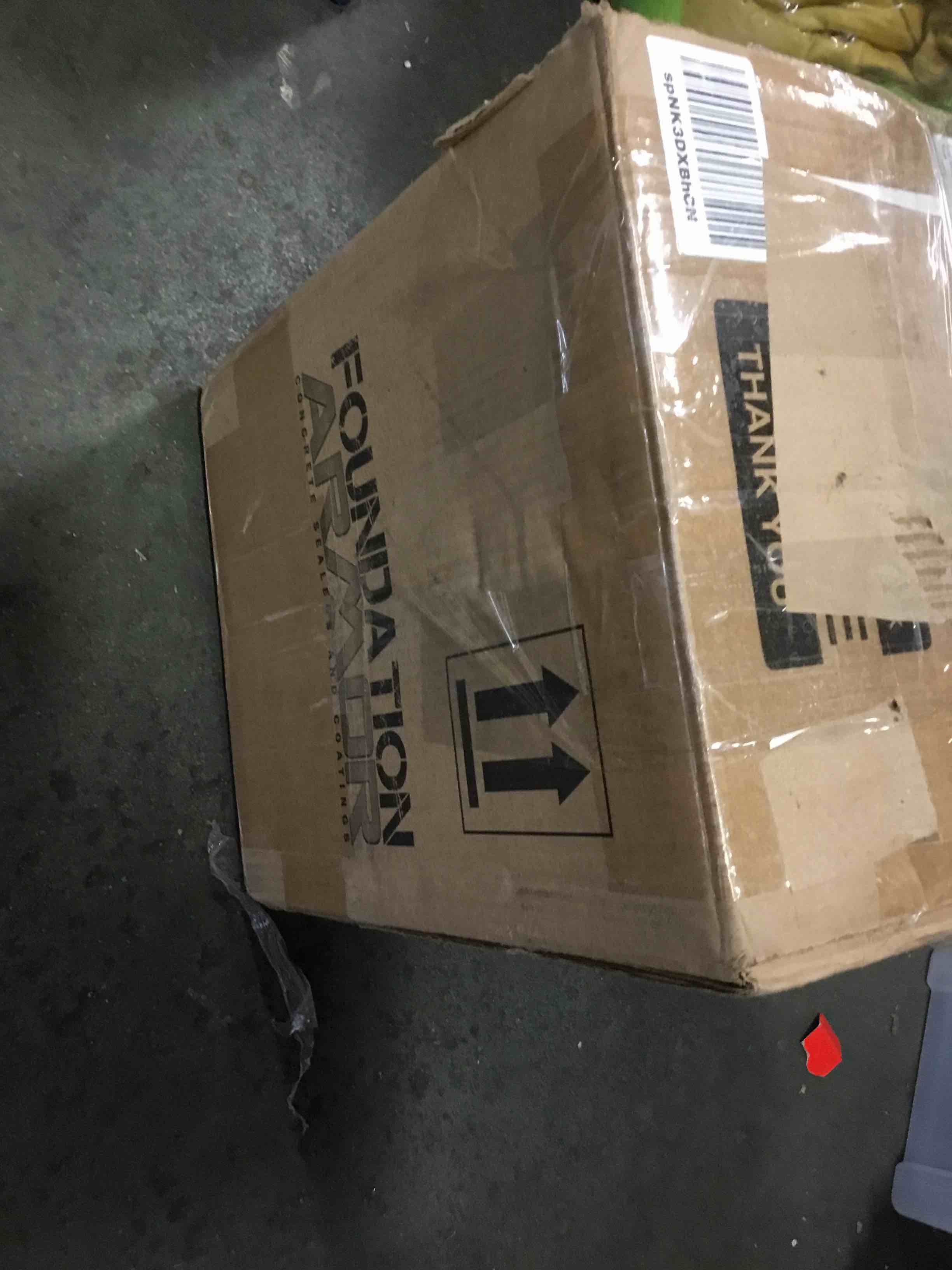 https://s3.amazonaws.com/lotting-images-prod/bidfta/GRN5856285_1705592619139.jpeg