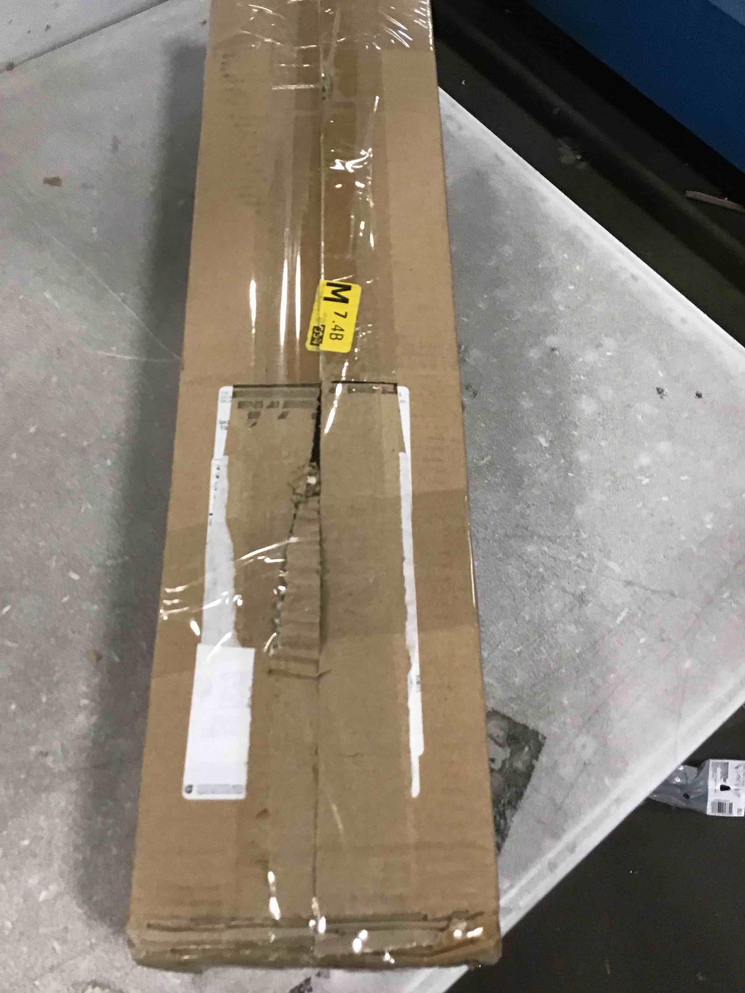 https://s3.amazonaws.com/lotting-images-prod/bidfta/GRN5856907_1704997941369.jpeg