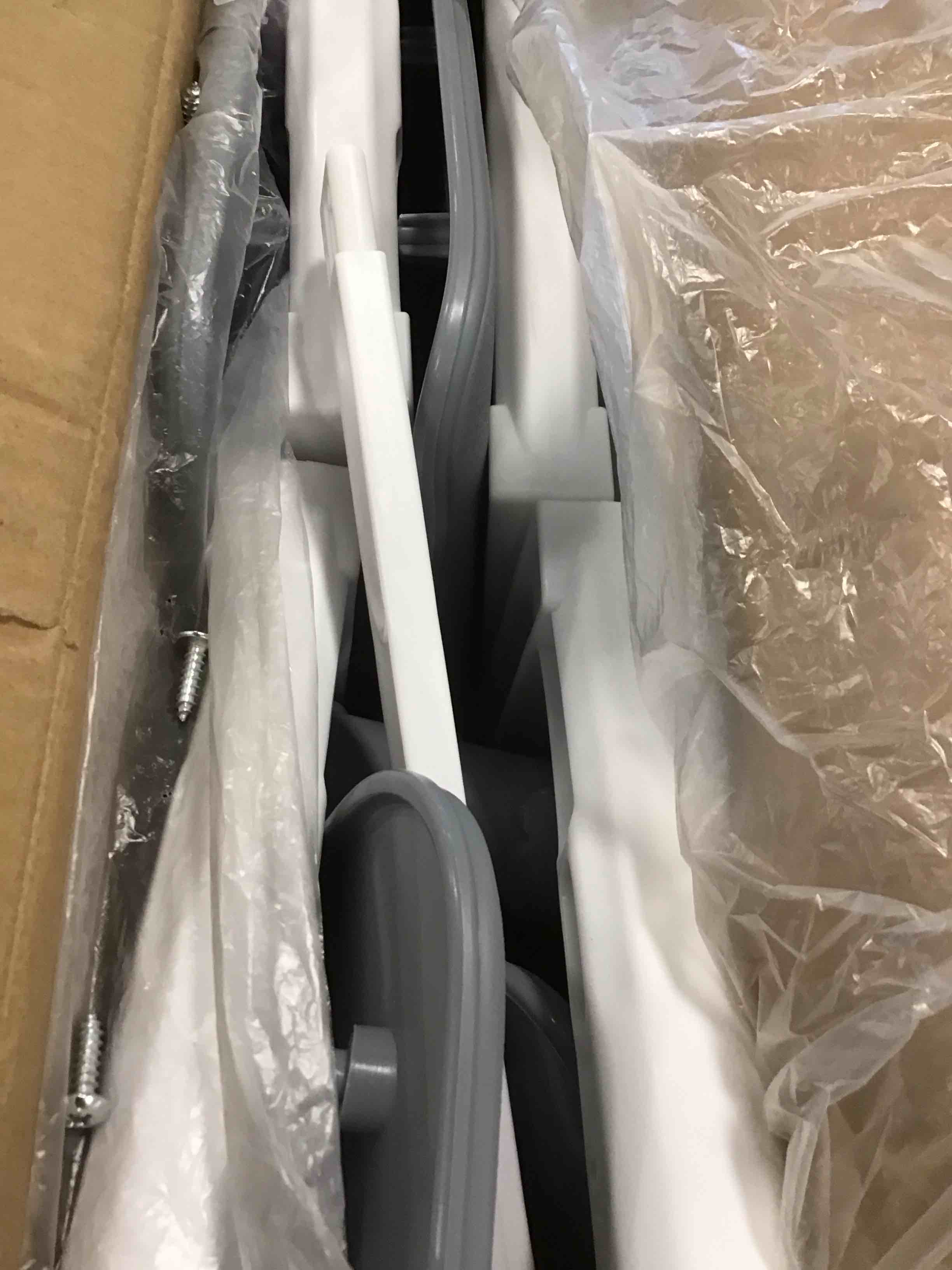 https://s3.amazonaws.com/lotting-images-prod/bidfta/GRN5857882_1705501454711.jpeg