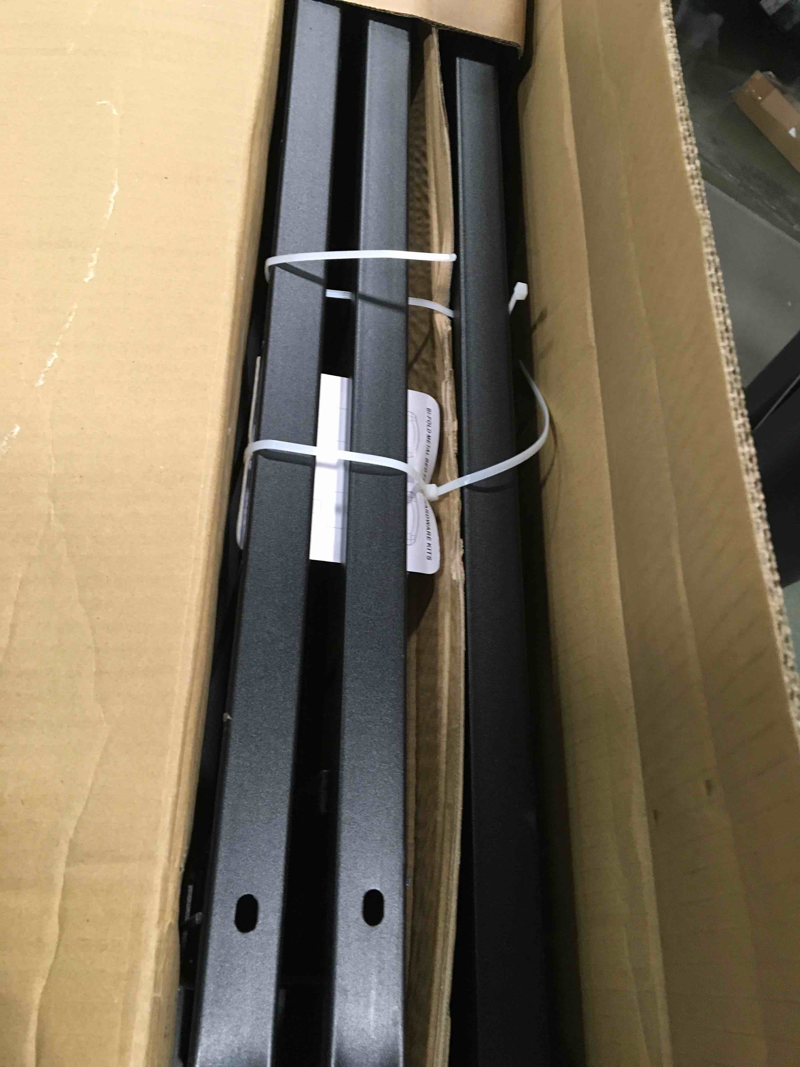 https://s3.amazonaws.com/lotting-images-prod/bidfta/GRN5858256_1705065246029.jpeg