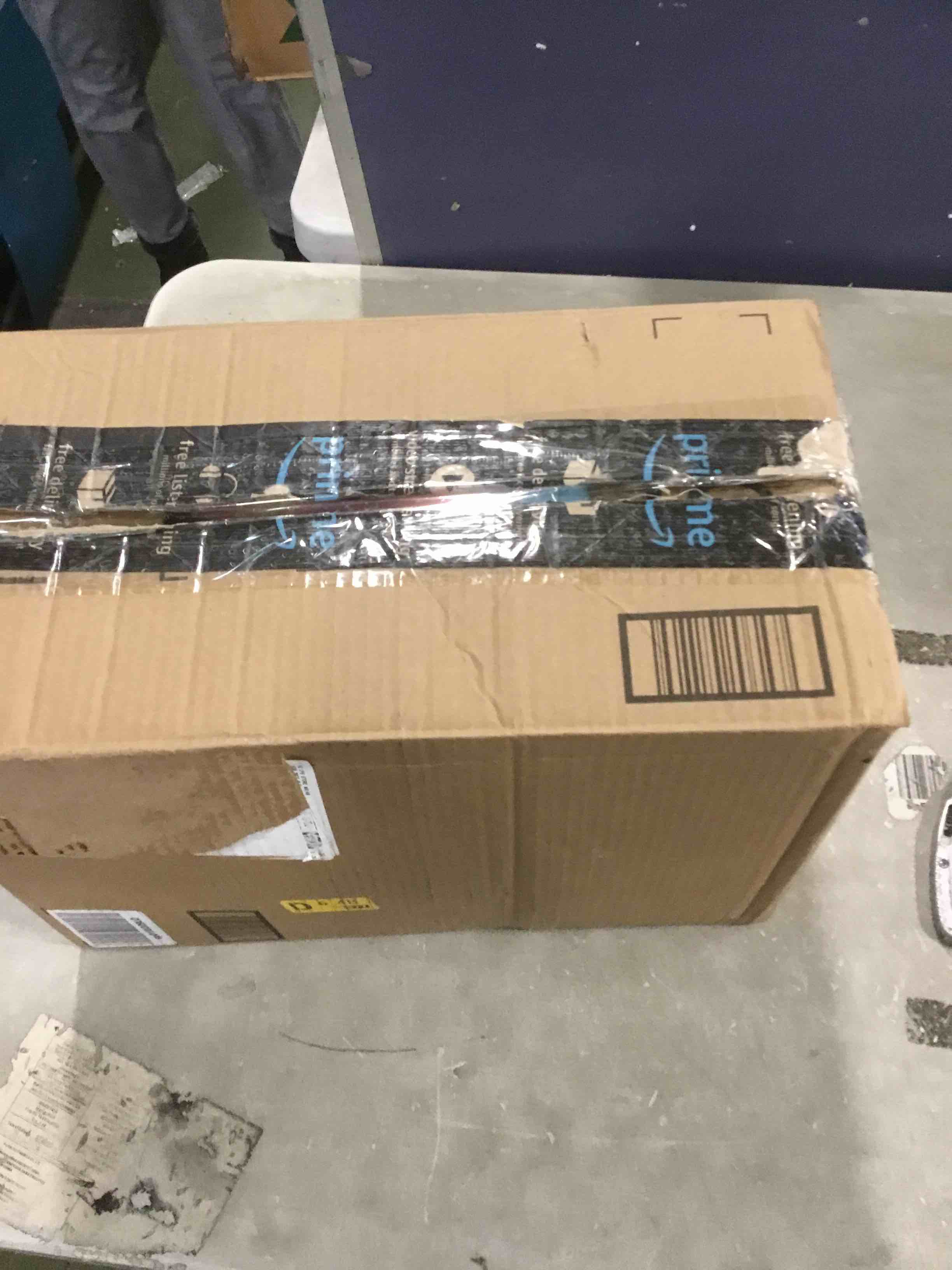 https://s3.amazonaws.com/lotting-images-prod/bidfta/GRN5858623_1705423843615.jpeg