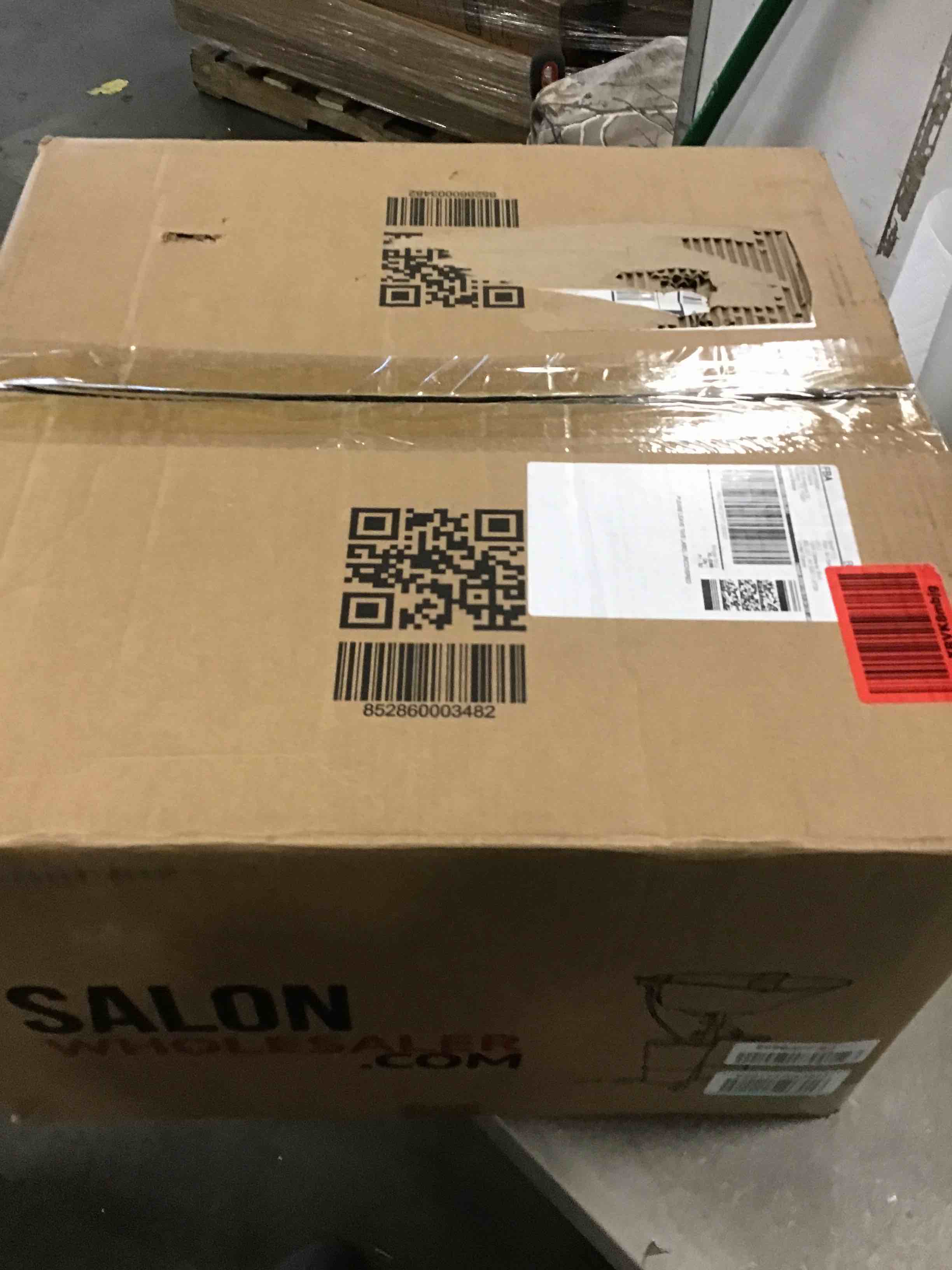 https://s3.amazonaws.com/lotting-images-prod/bidfta/GRN5859021_1705525831877.jpeg