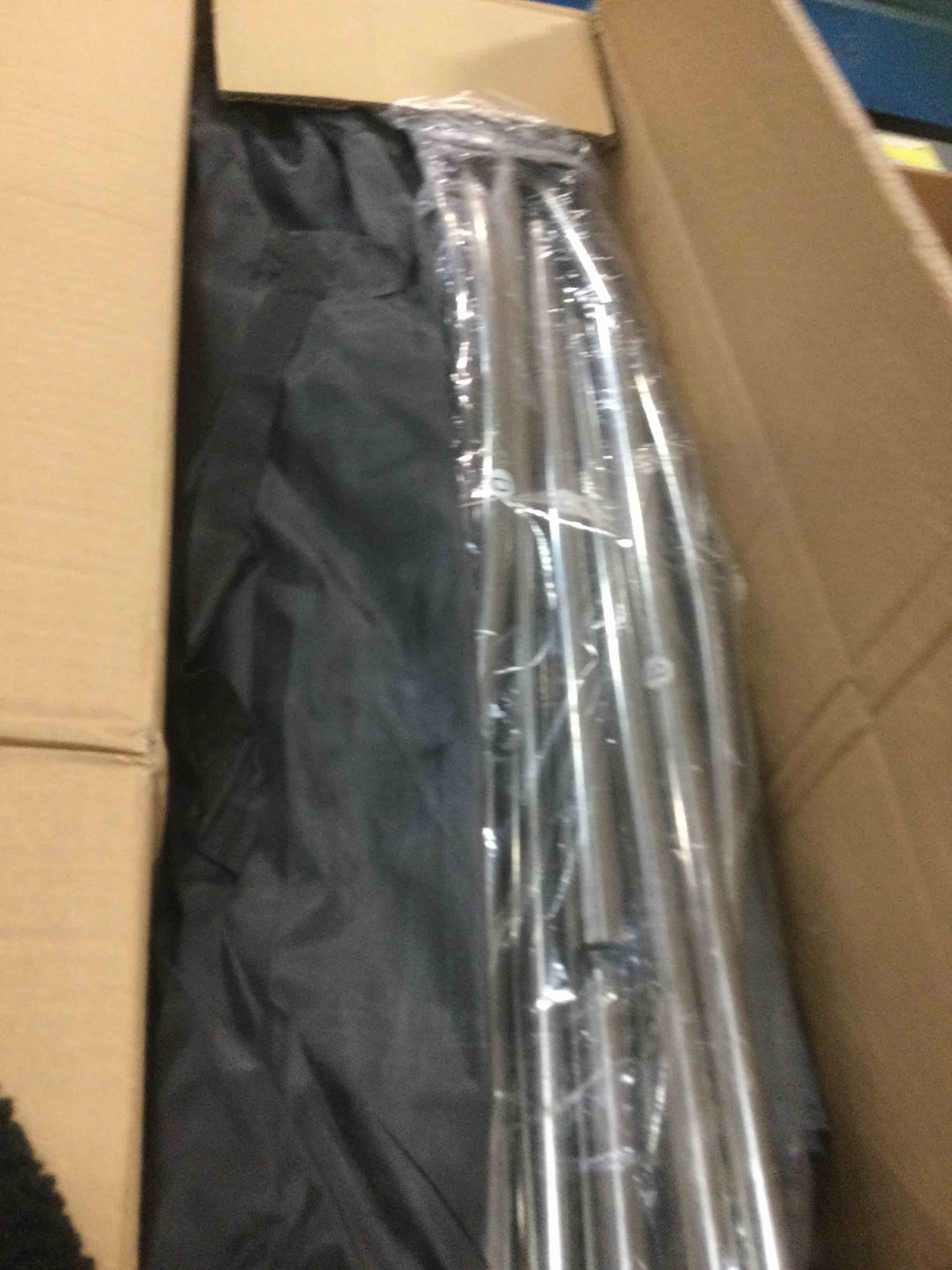 https://s3.amazonaws.com/lotting-images-prod/bidfta/GRN5860104_1705495957818.jpeg