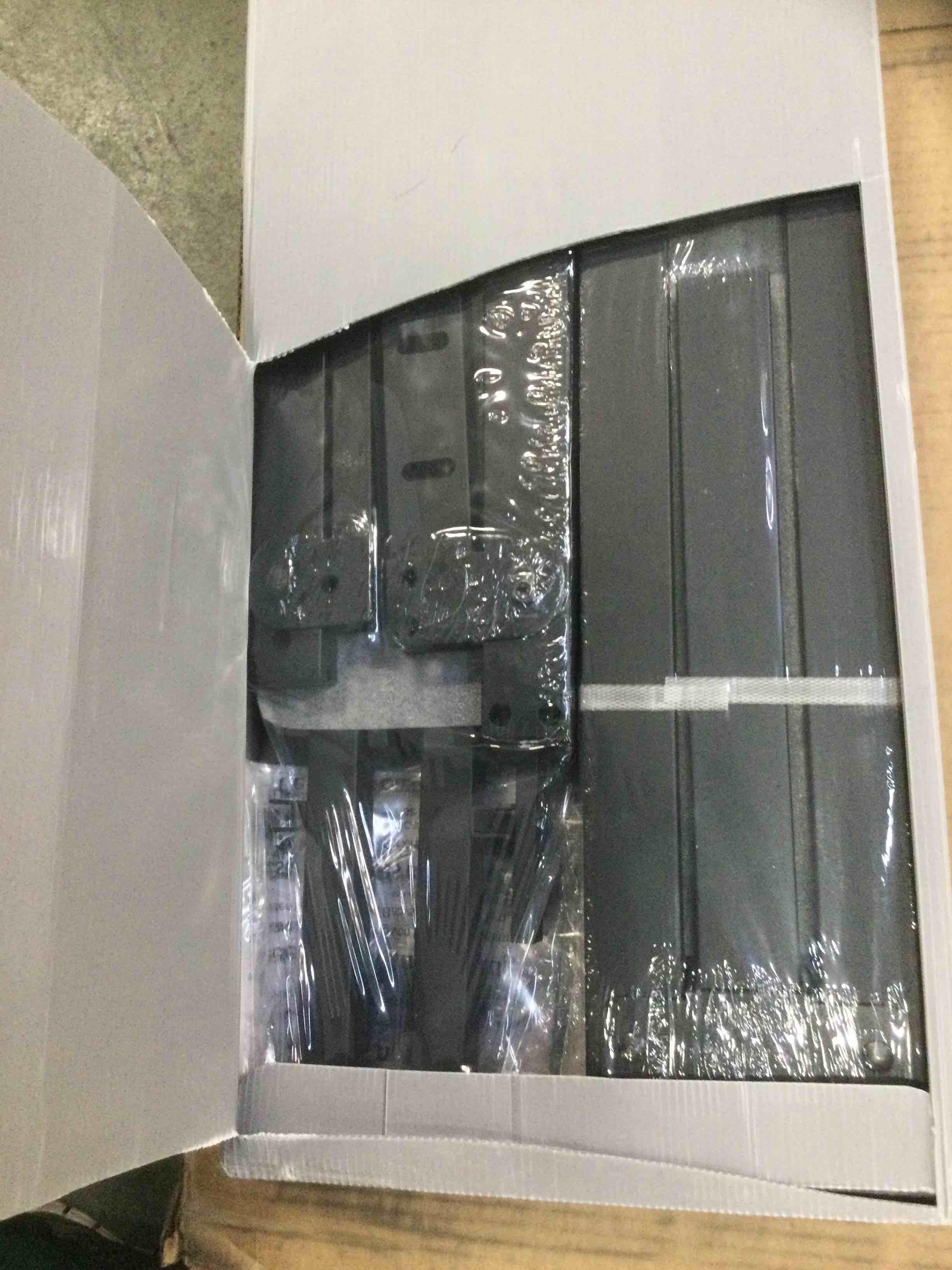 https://s3.amazonaws.com/lotting-images-prod/bidfta/GRN5860299_1705525148695.jpeg