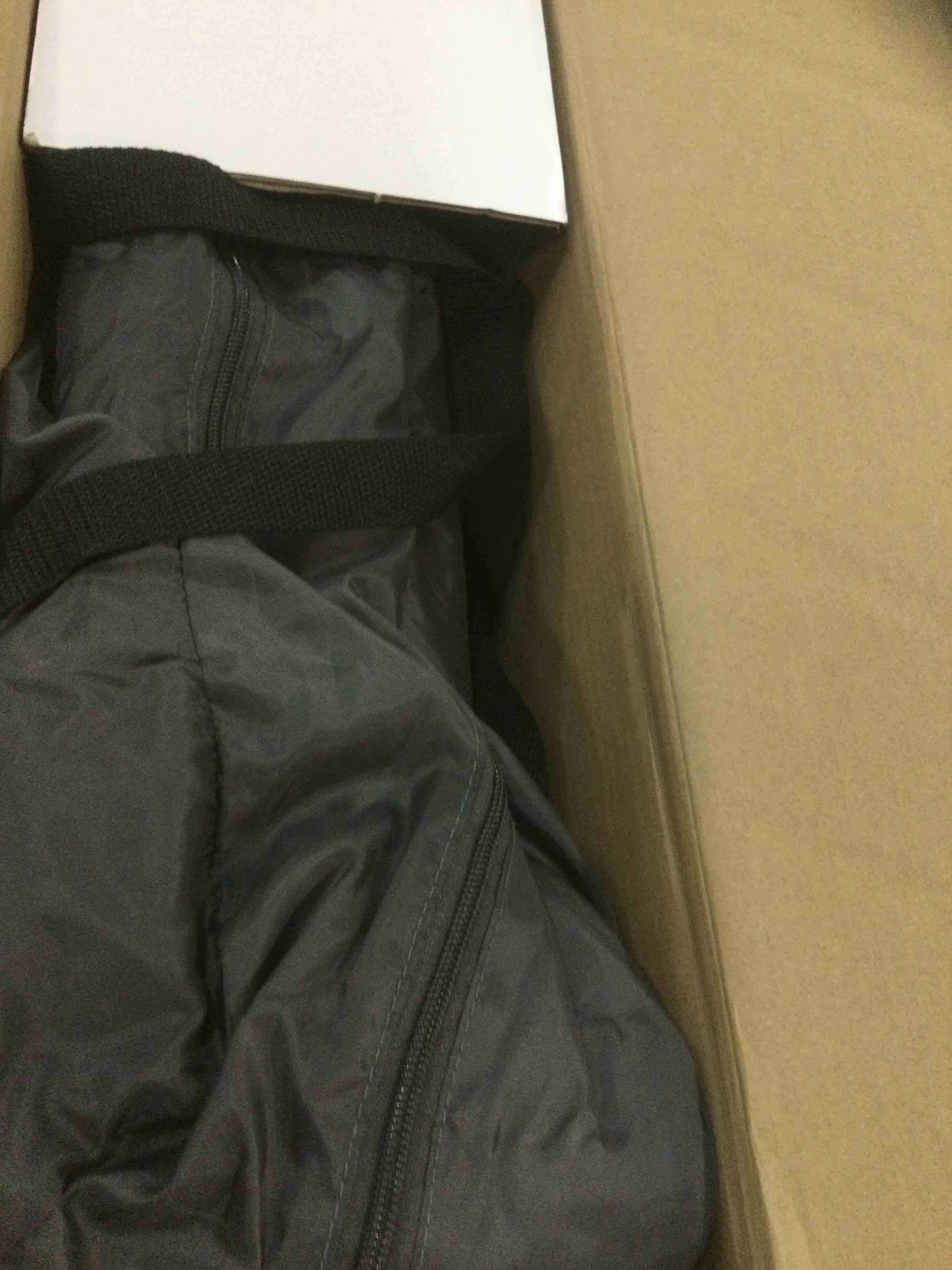 https://s3.amazonaws.com/lotting-images-prod/bidfta/GRN5860413_1705593227210.jpeg