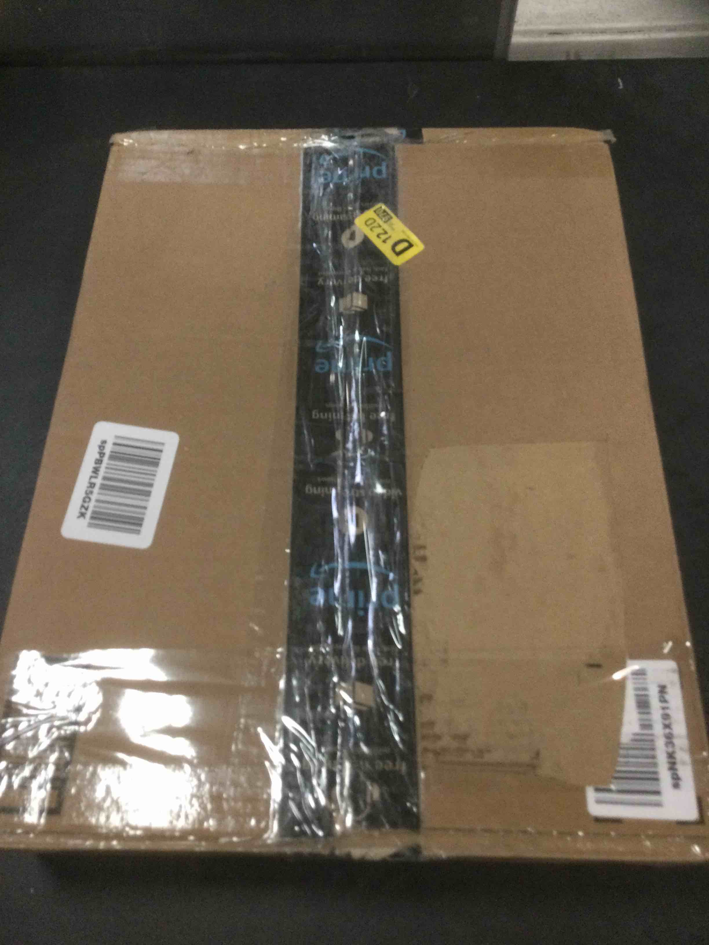 https://s3.amazonaws.com/lotting-images-prod/bidfta/GRN5860418_1705593683847.jpeg