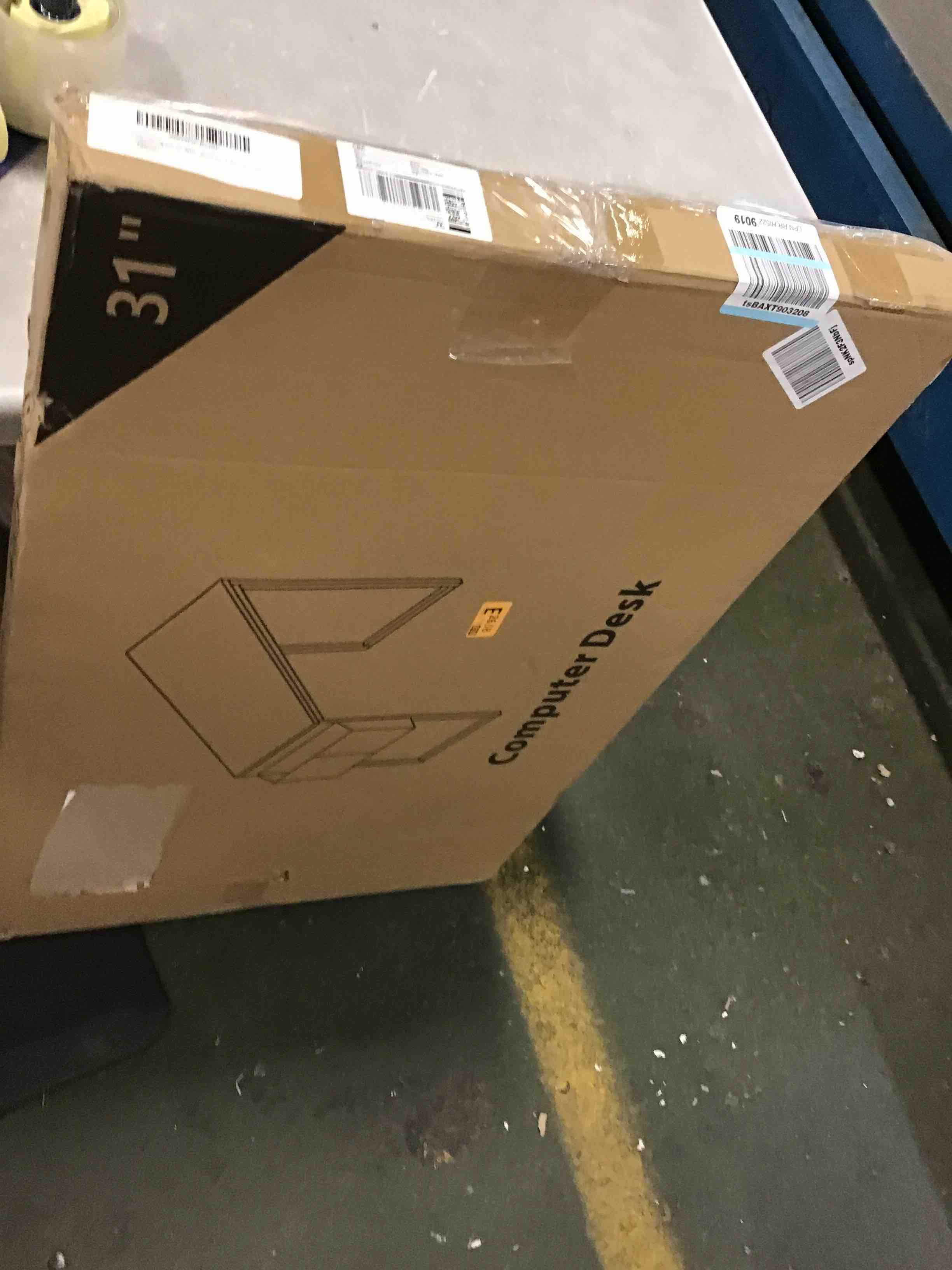 https://s3.amazonaws.com/lotting-images-prod/bidfta/GRN5862626_1704746140131.jpeg