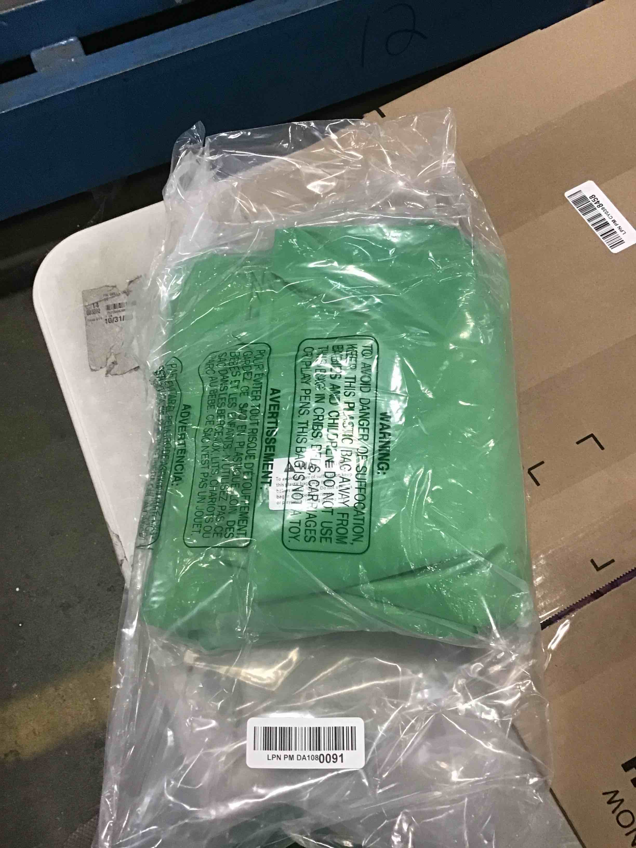 https://s3.amazonaws.com/lotting-images-prod/bidfta/GRN5862805_1704816235028.jpeg