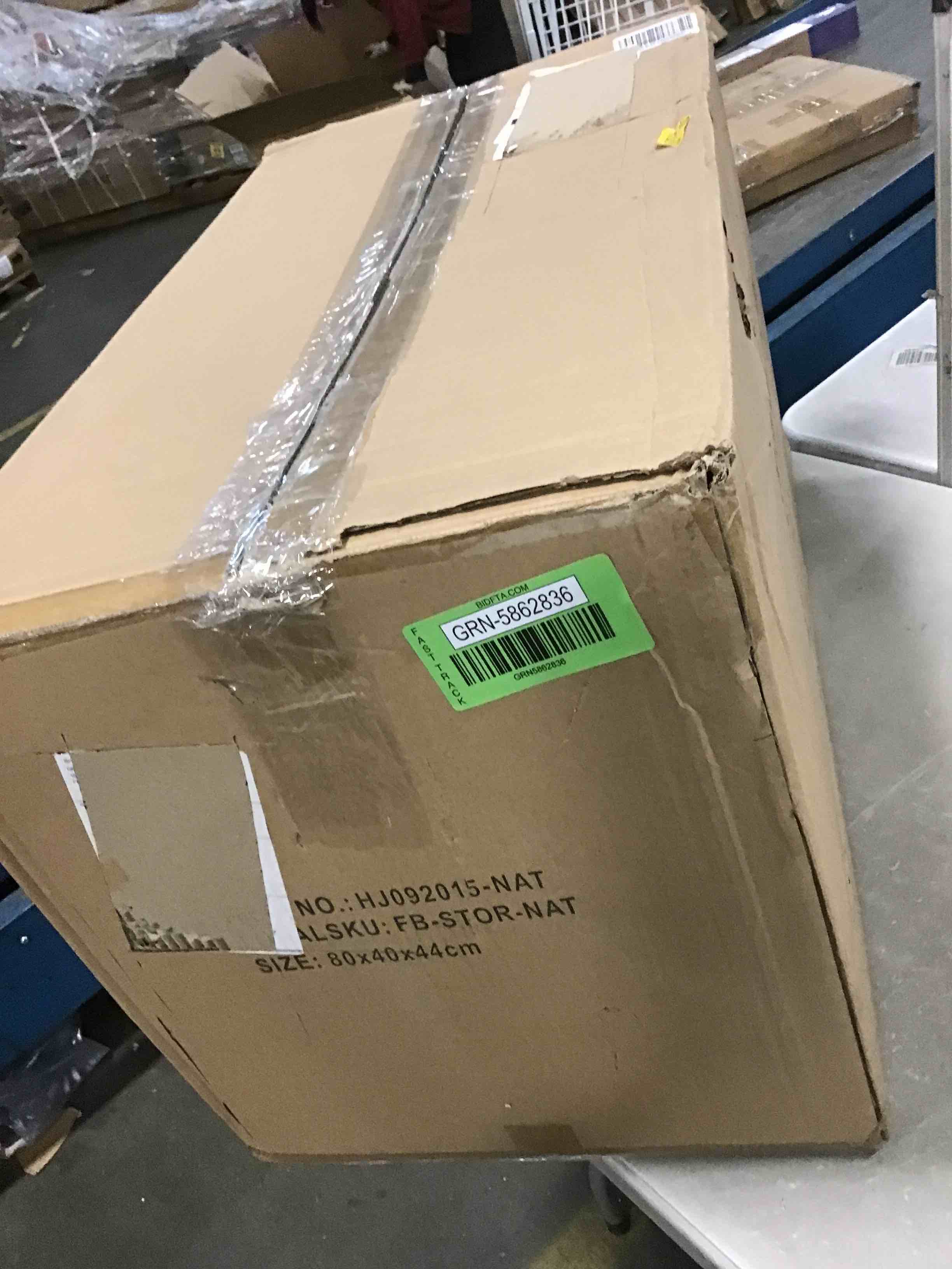 https://s3.amazonaws.com/lotting-images-prod/bidfta/GRN5862836_1704821032666.jpeg