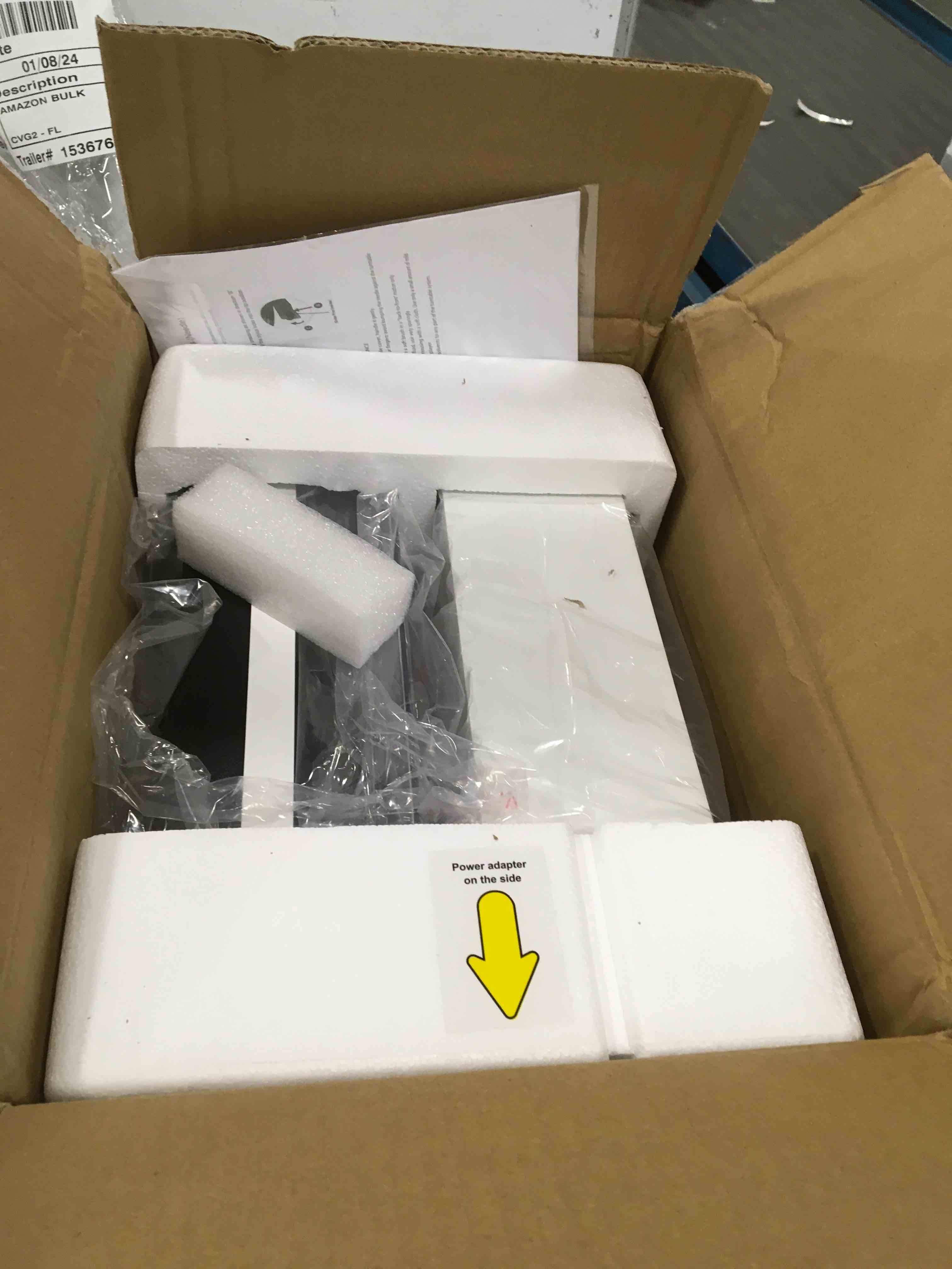 https://s3.amazonaws.com/lotting-images-prod/bidfta/GRN5863028_1704905178067.jpeg