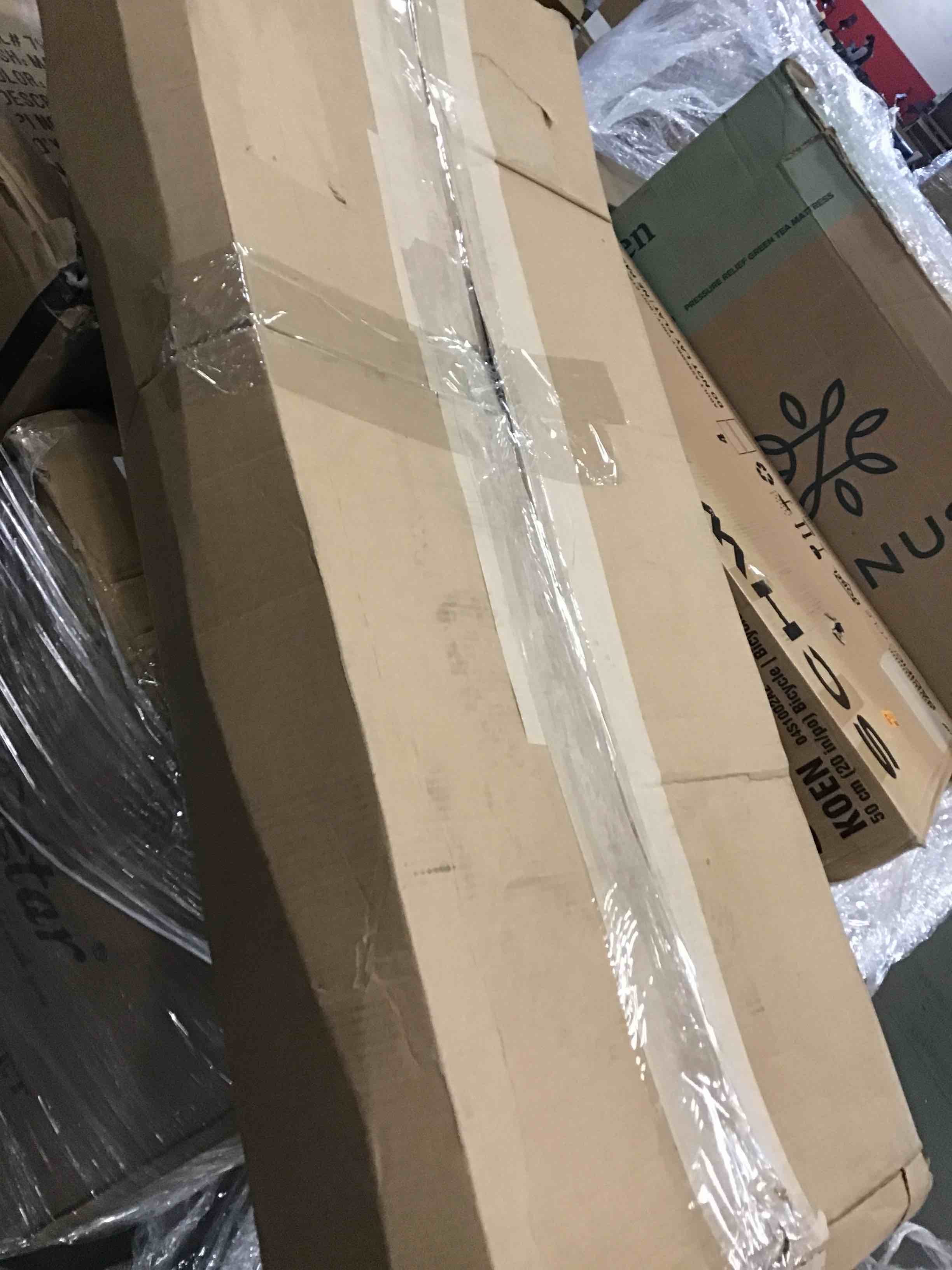 https://s3.amazonaws.com/lotting-images-prod/bidfta/GRN5863160_1704980334549.jpeg