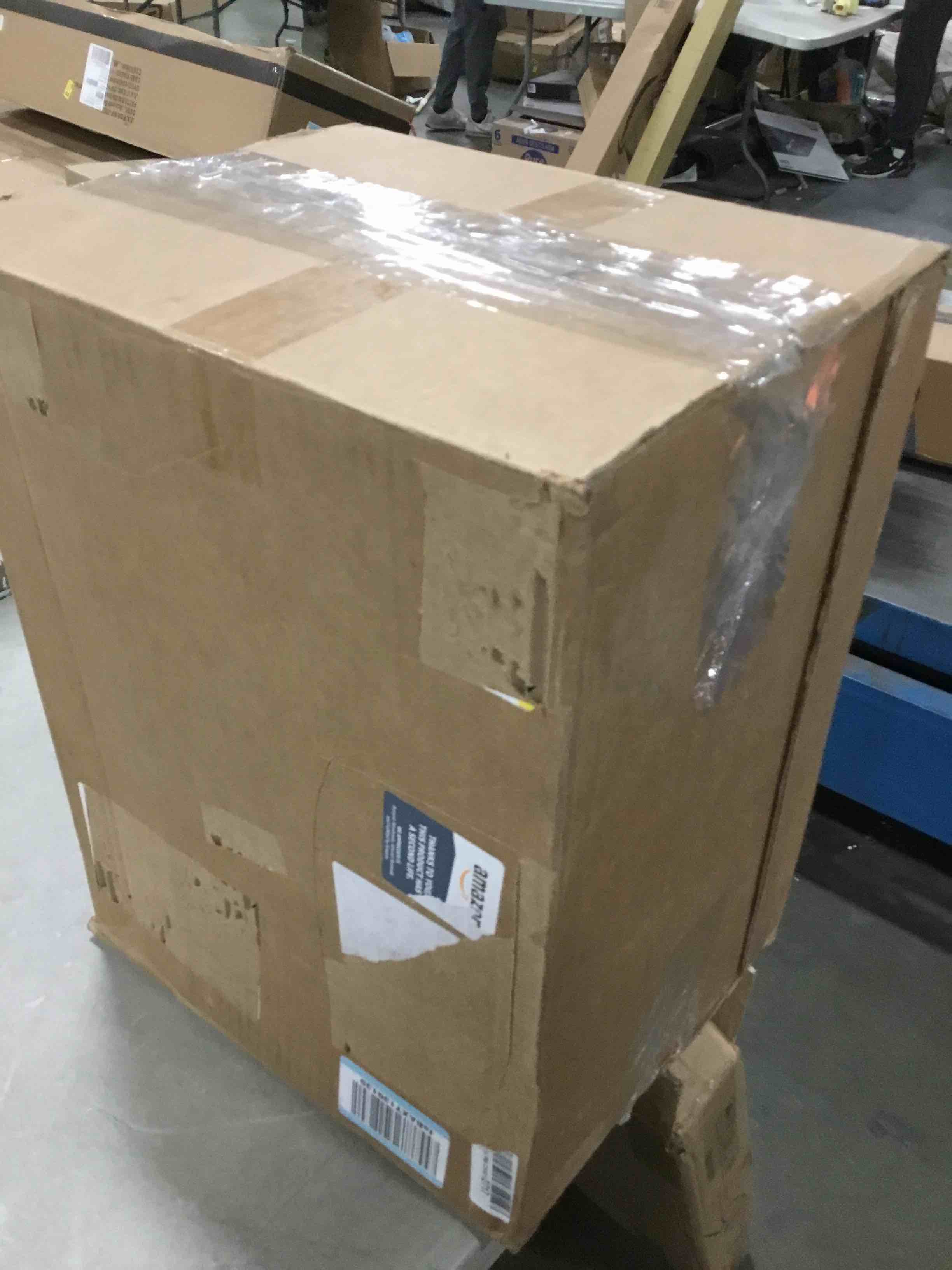 https://s3.amazonaws.com/lotting-images-prod/bidfta/GRN5863339_1705064818370.jpeg