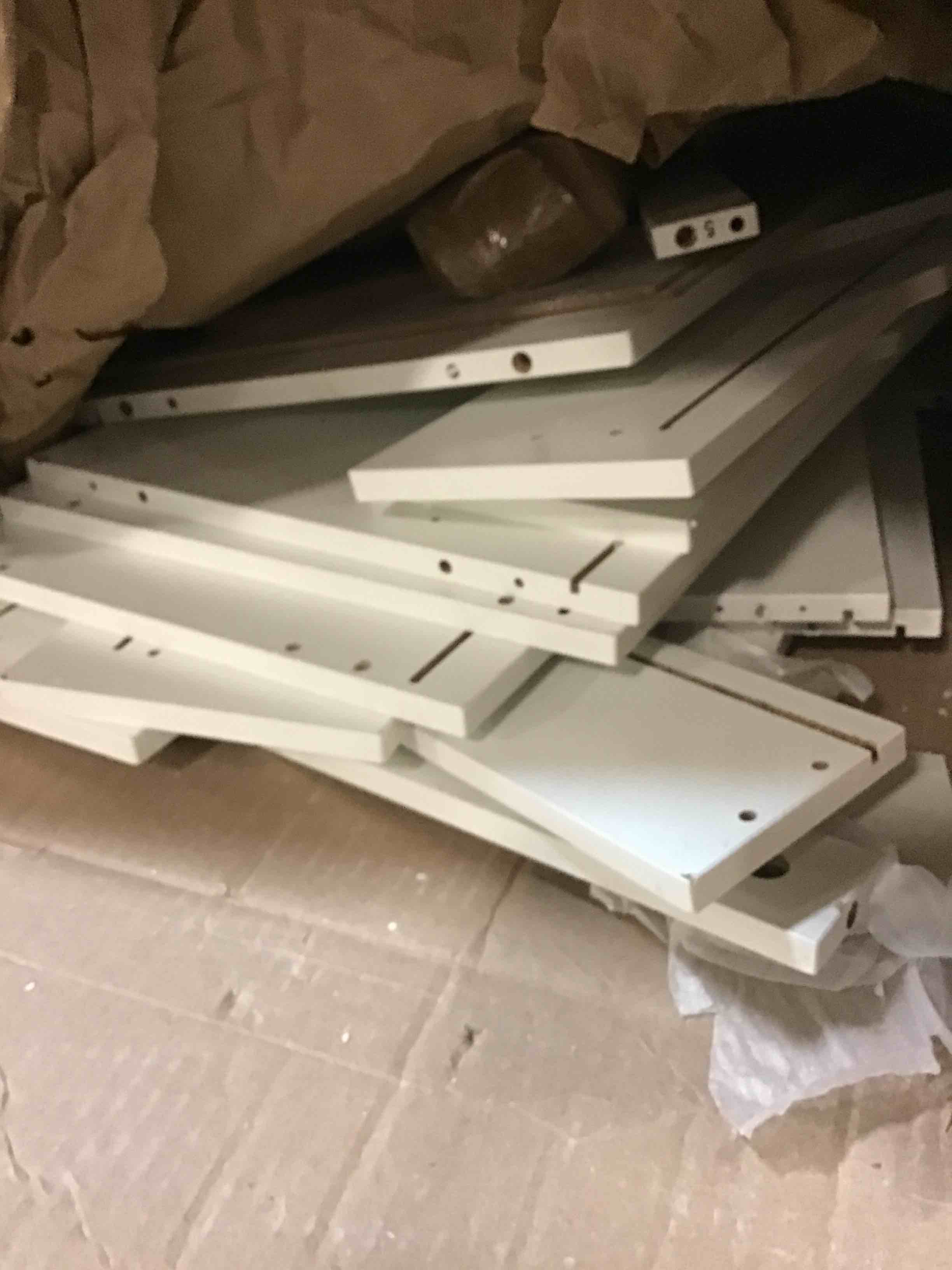 https://s3.amazonaws.com/lotting-images-prod/bidfta/GRN5864366_1706532260908.jpeg
