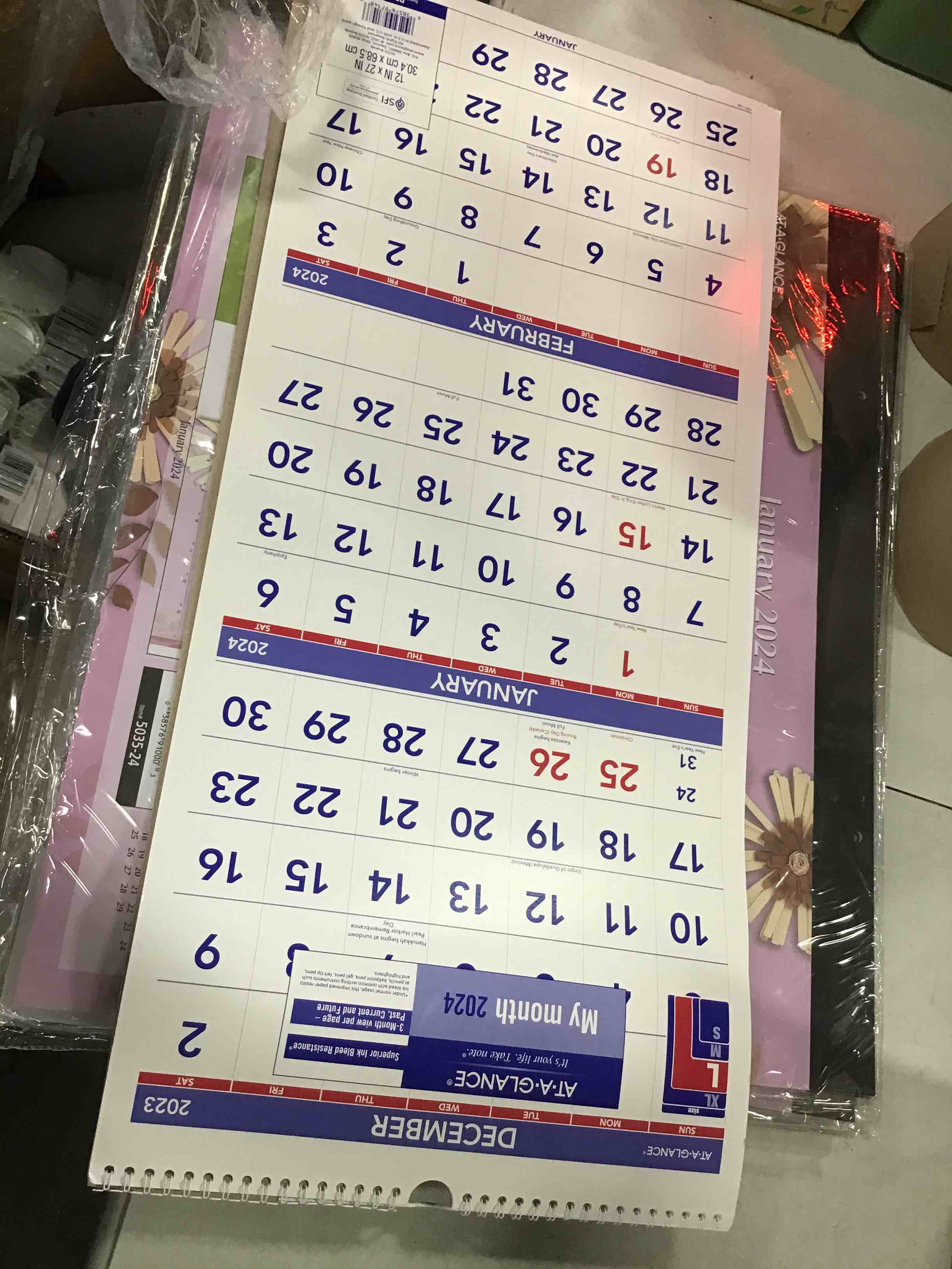 Assorted 2024 calenders 2 different types s