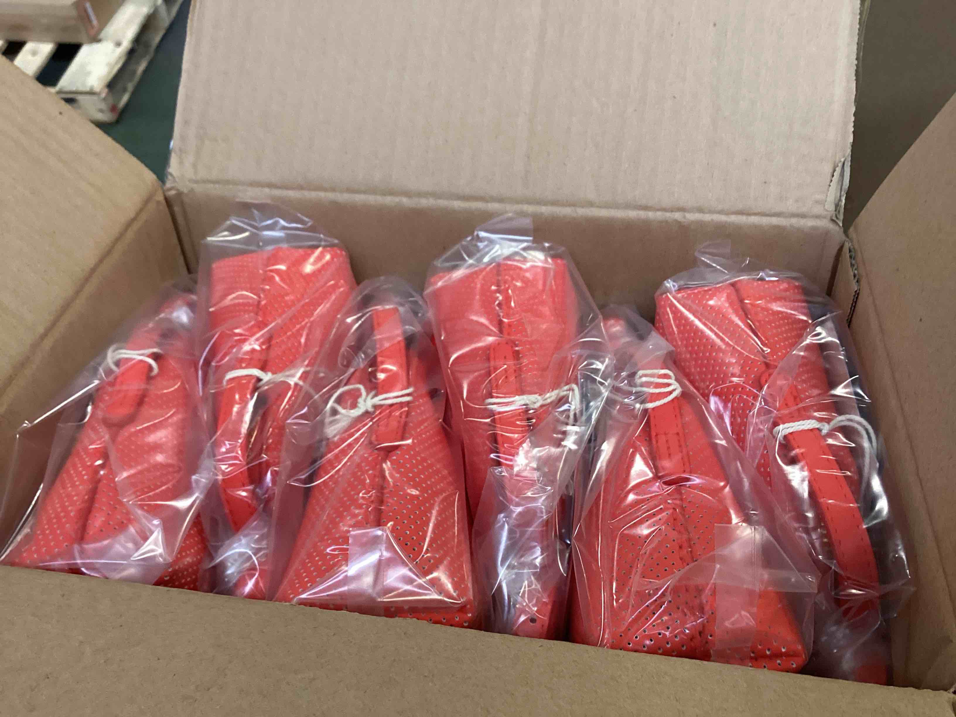 https://s3.amazonaws.com/lotting-images-prod/bidfta/GRN5866028_1706904442187.jpeg